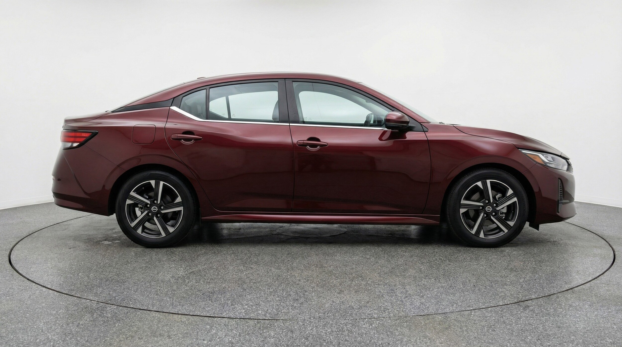 Thumbnail: 2025 Nissan Sentra - 11