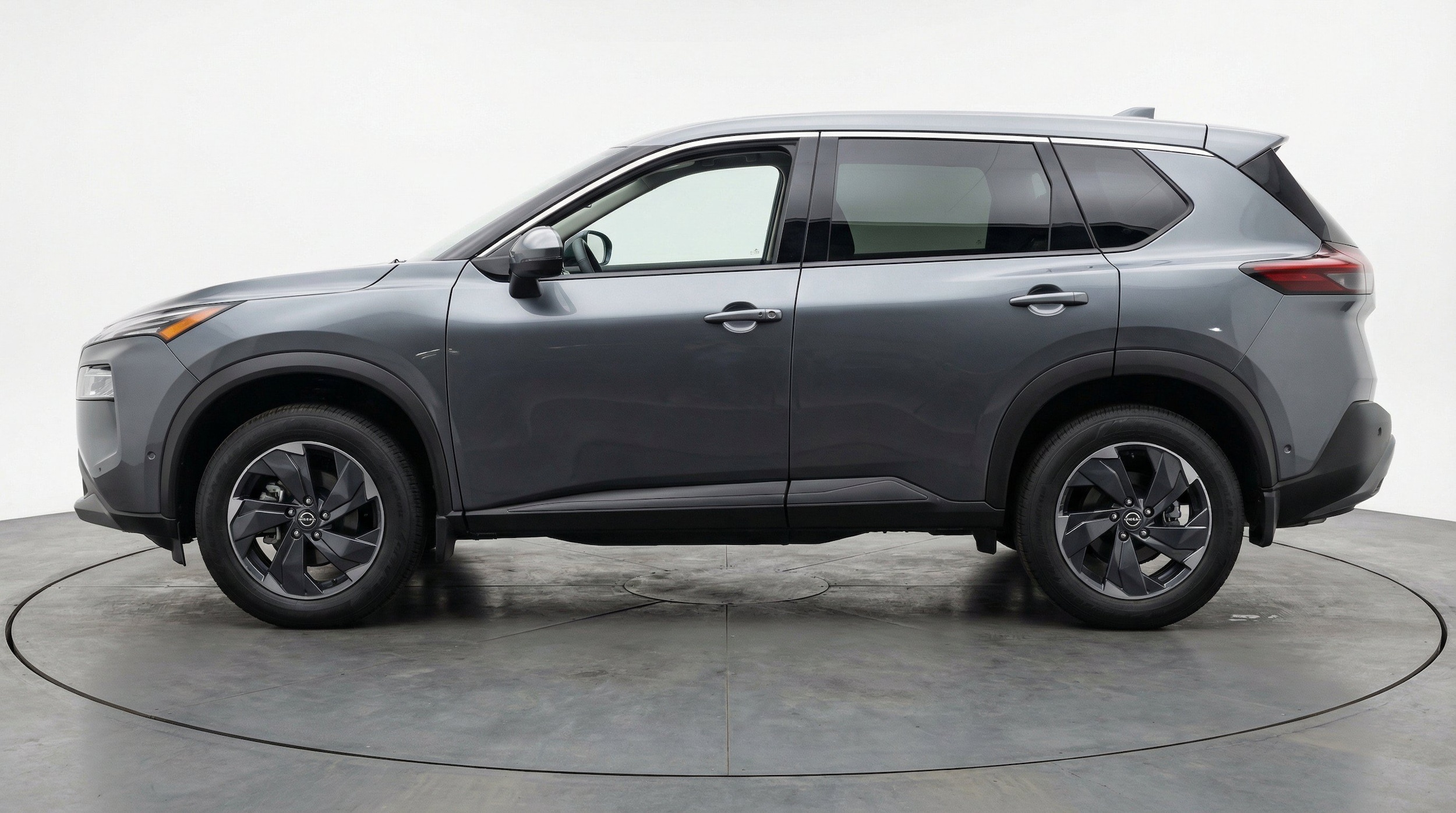 Thumbnail: 2025 Nissan Rogue - 5
