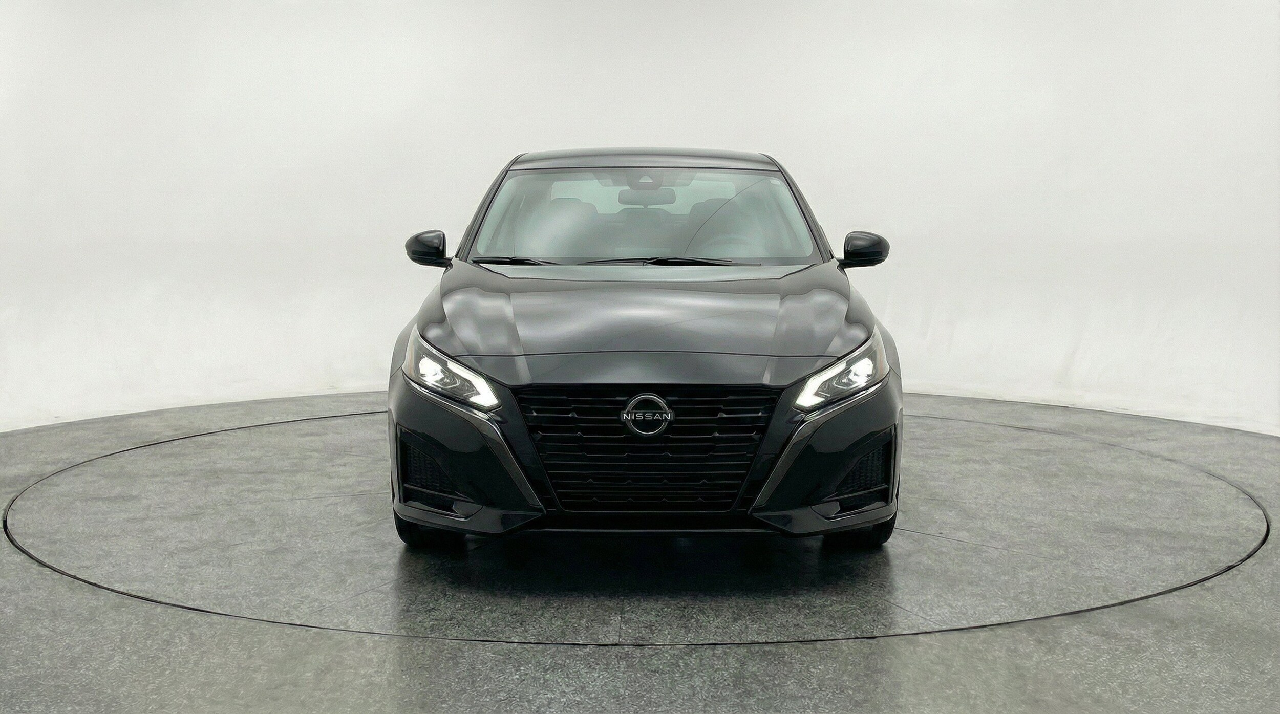 Thumbnail: 2025 Nissan Altima - 2