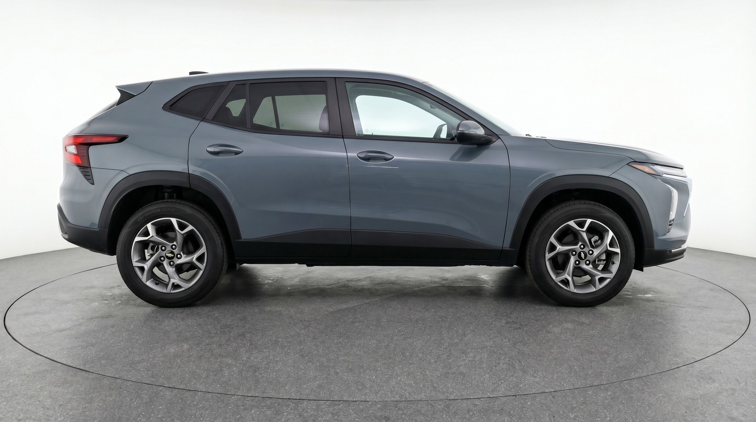 Thumbnail: 2025 Chevrolet Trax - 11