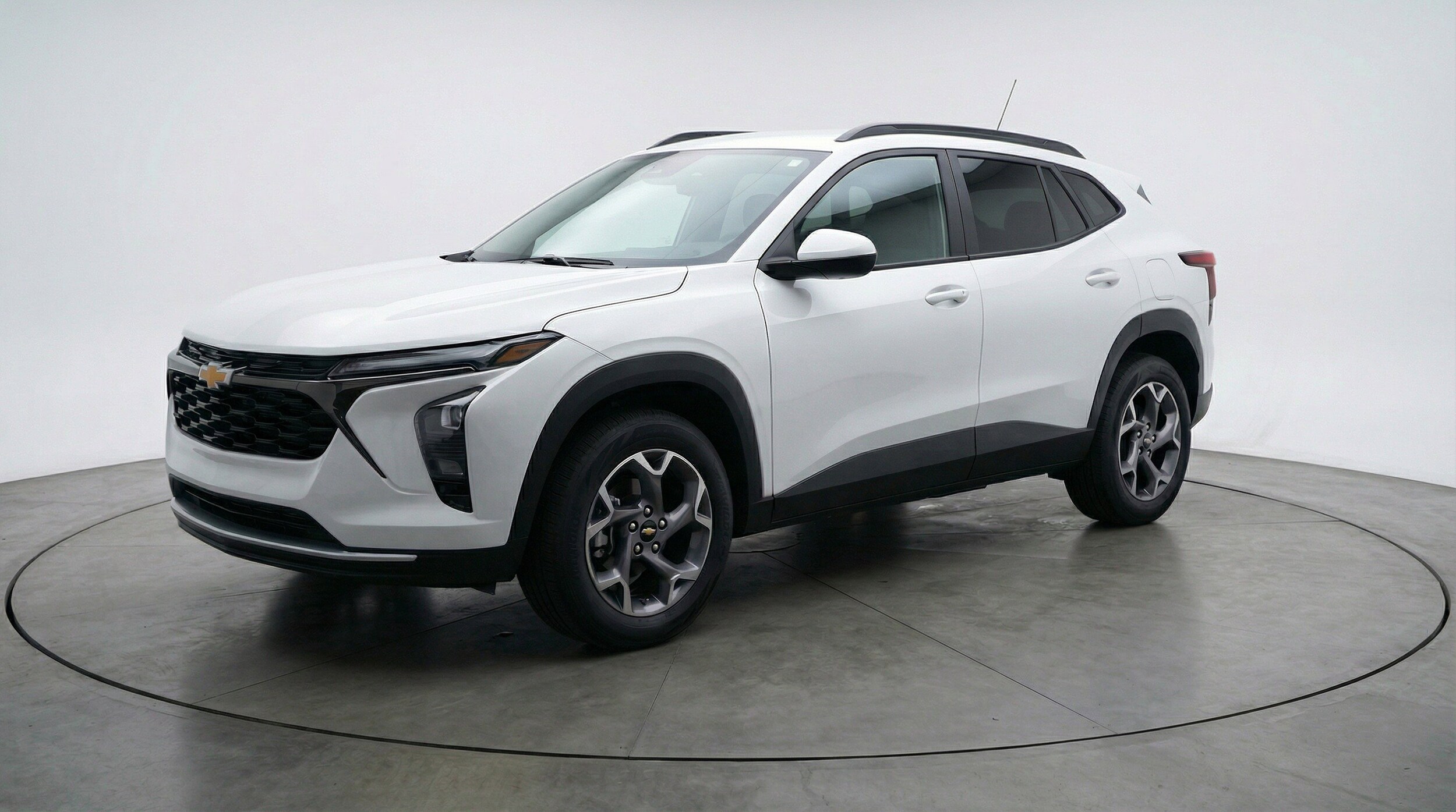 Thumbnail: 2025 Chevrolet Trax - 3
