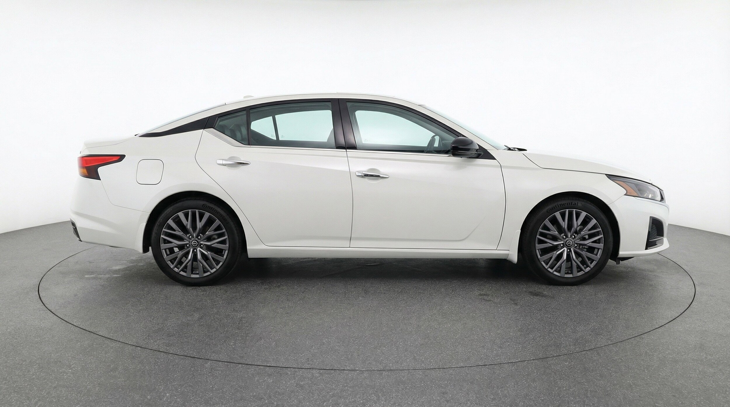 Thumbnail: 2025 Nissan Altima - 11