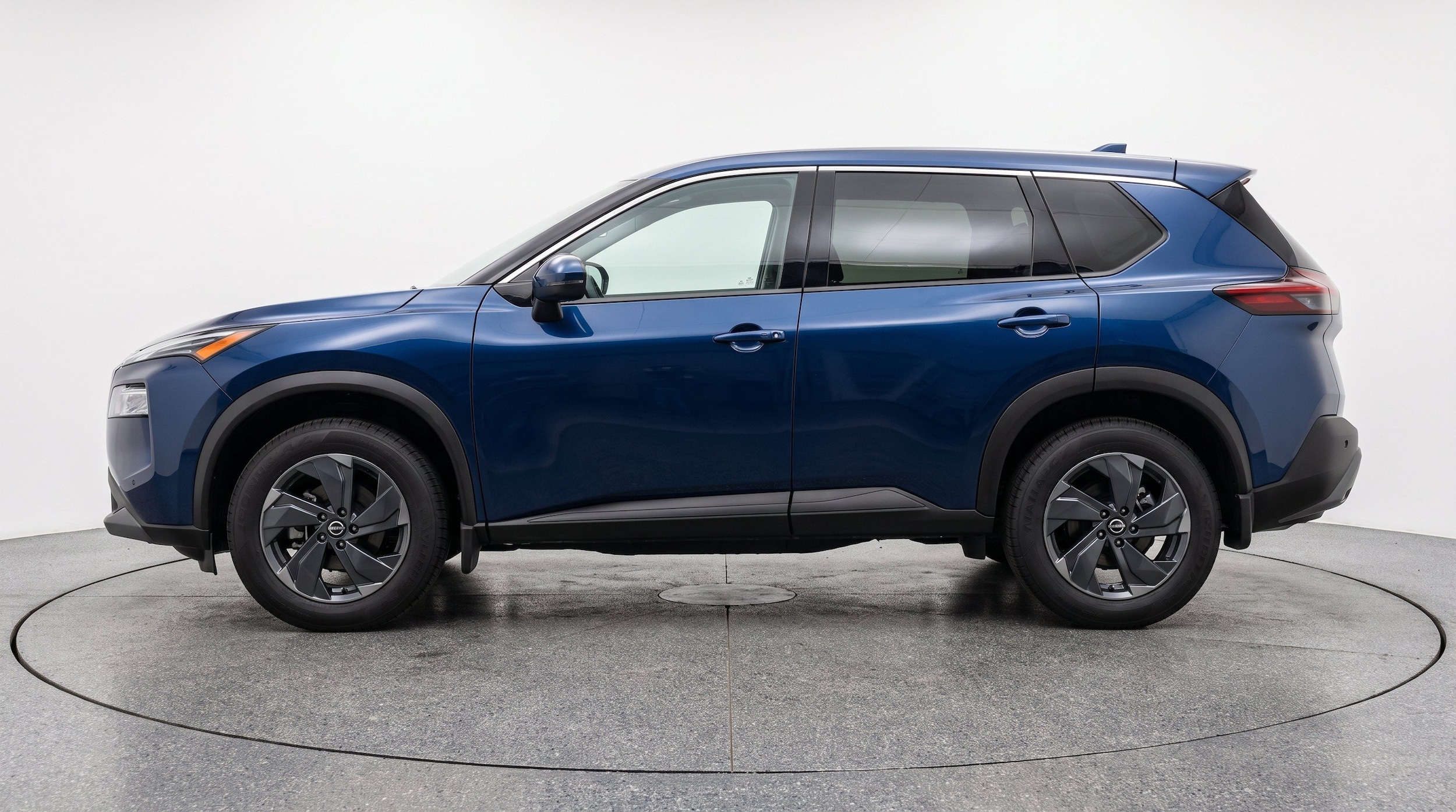 Thumbnail: 2025 Nissan Rogue - 5