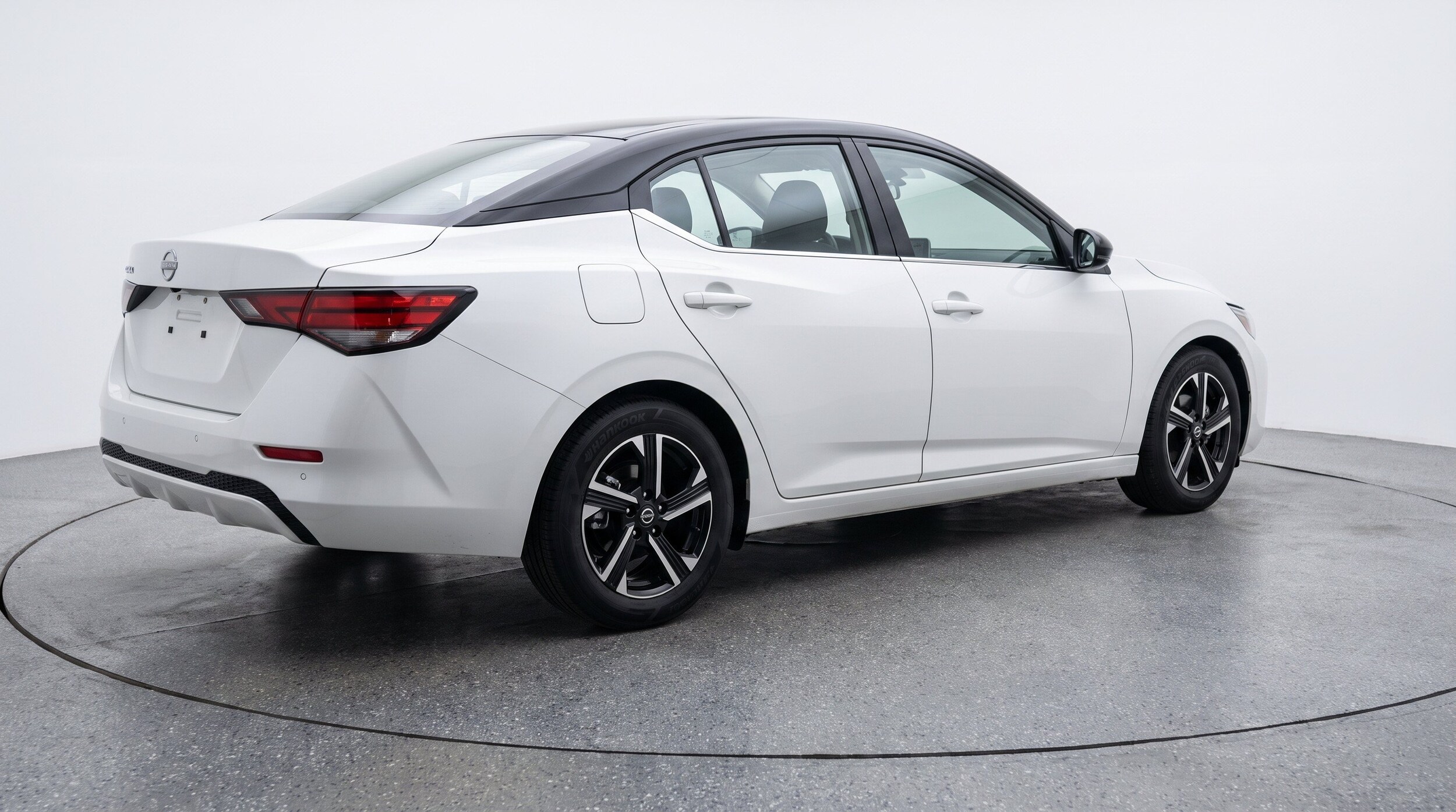 Thumbnail: 2025 Nissan Sentra - 9