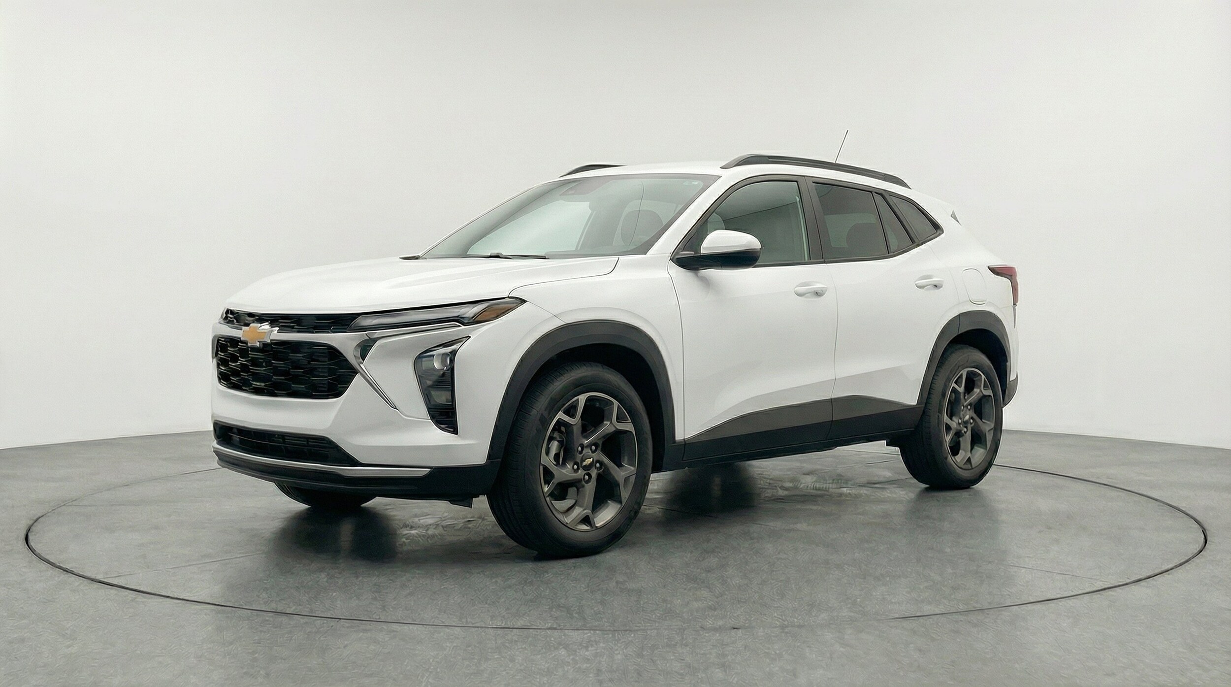 Thumbnail: 2025 Chevrolet Trax - 3