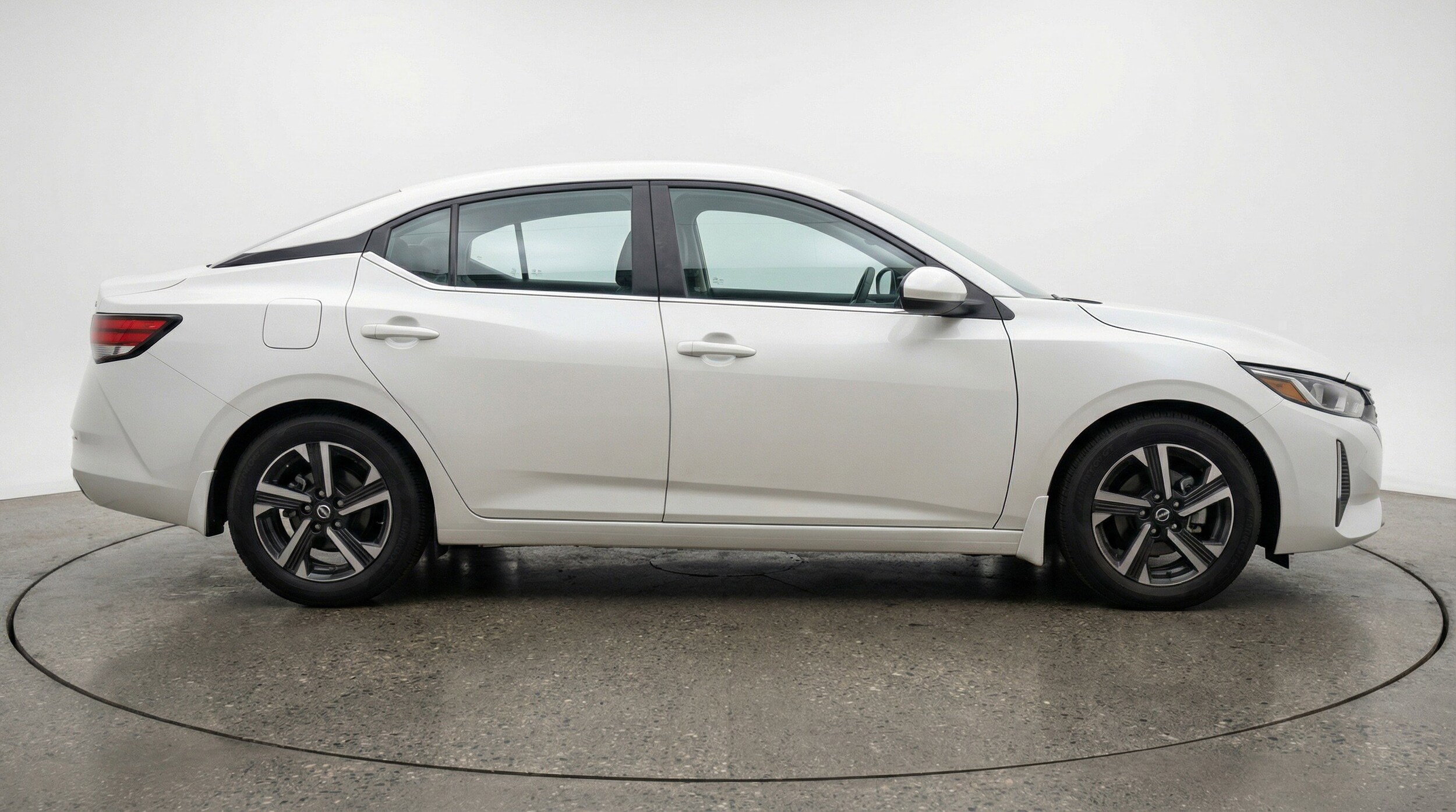 Thumbnail: 2025 Nissan Sentra - 11