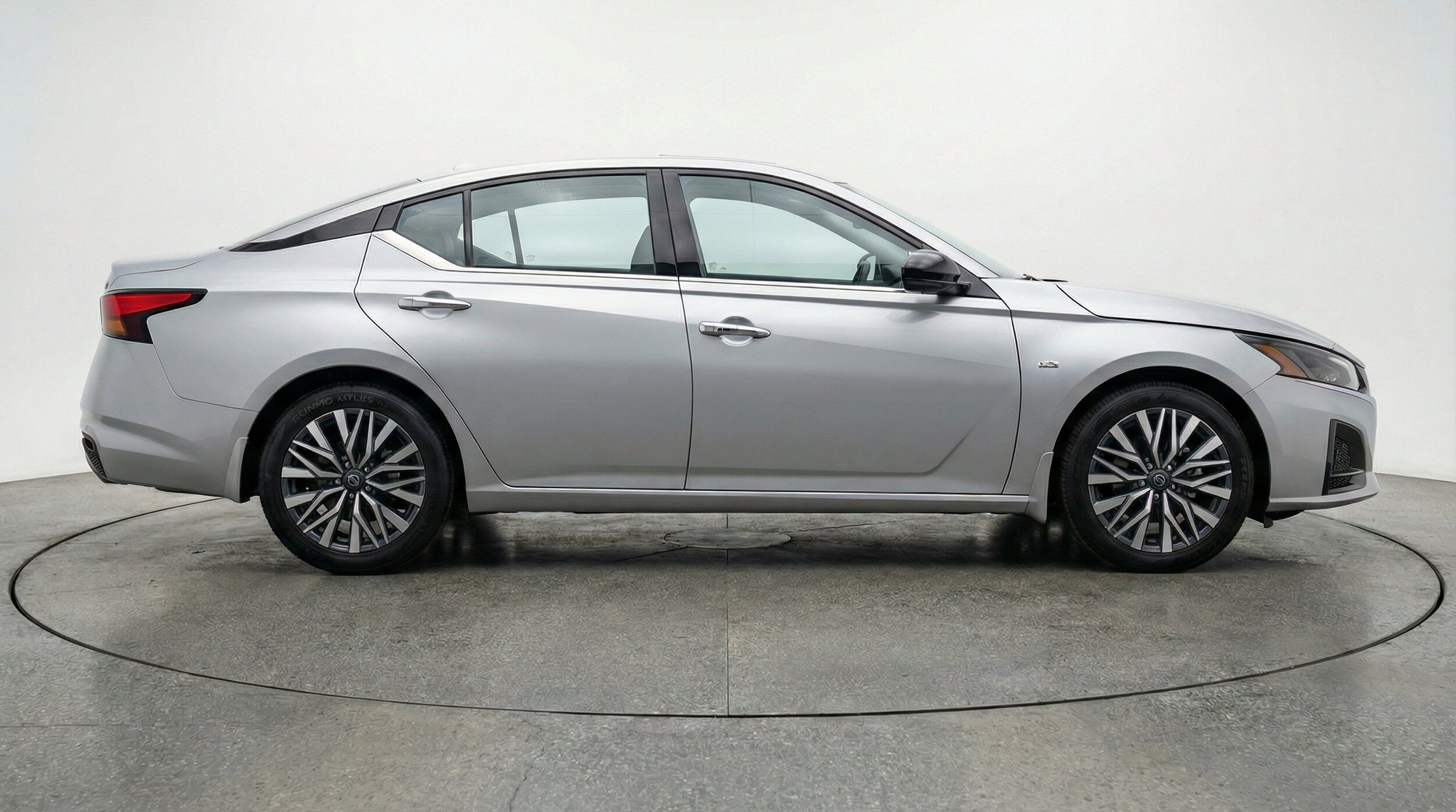 Thumbnail: 2025 Nissan Altima - 11
