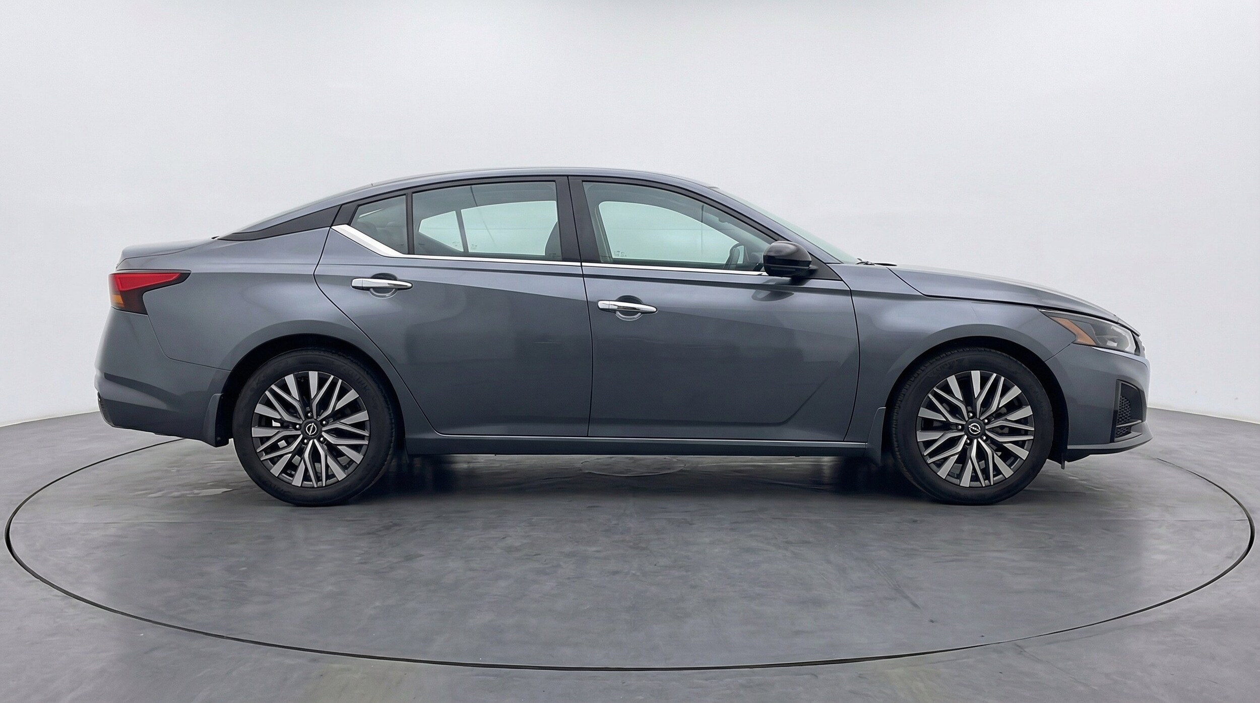 Thumbnail: 2025 Nissan Altima - 11
