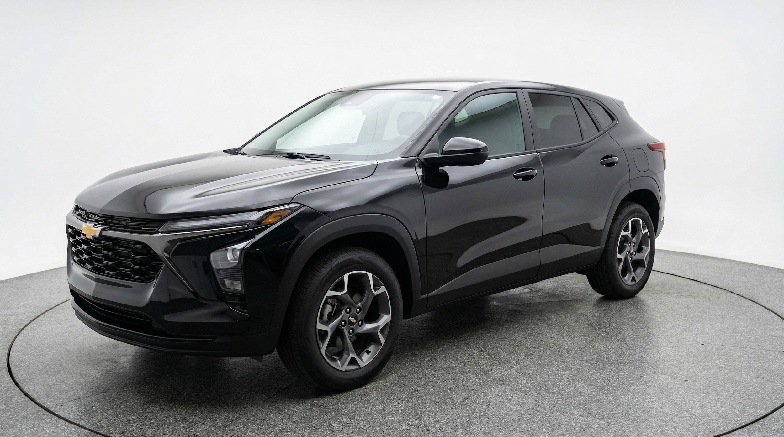 Thumbnail: 2025 Chevrolet Trax - 3