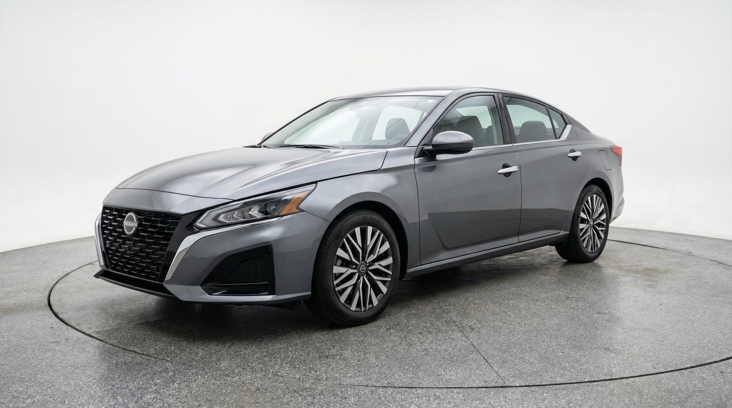 Thumbnail: 2025 Nissan Altima - 3
