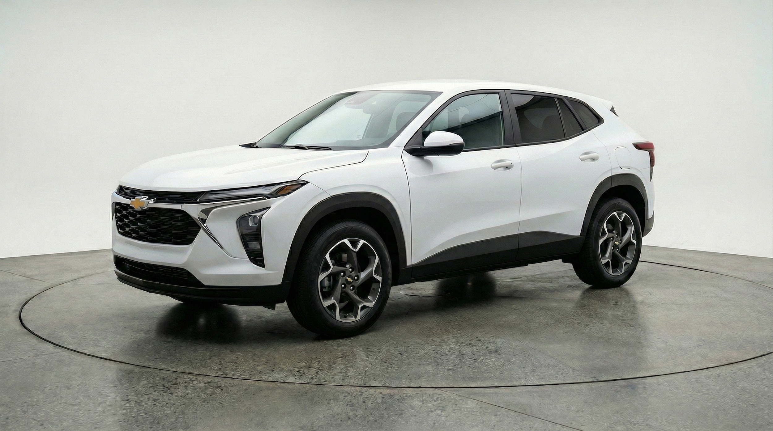 Thumbnail: 2025 Chevrolet Trax - 3