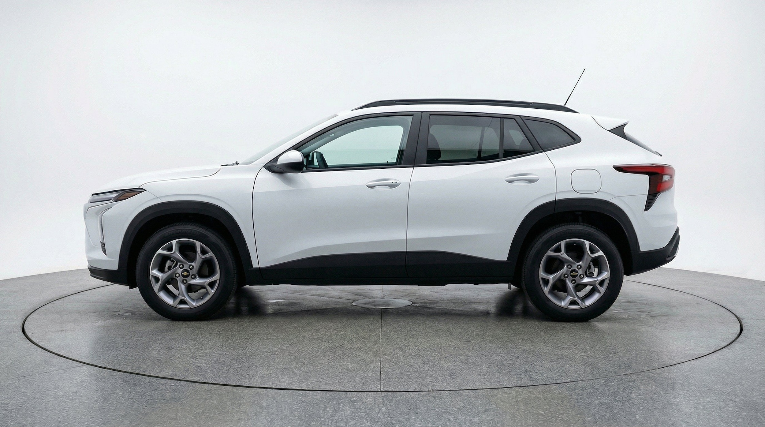 Thumbnail: 2025 Chevrolet Trax - 5