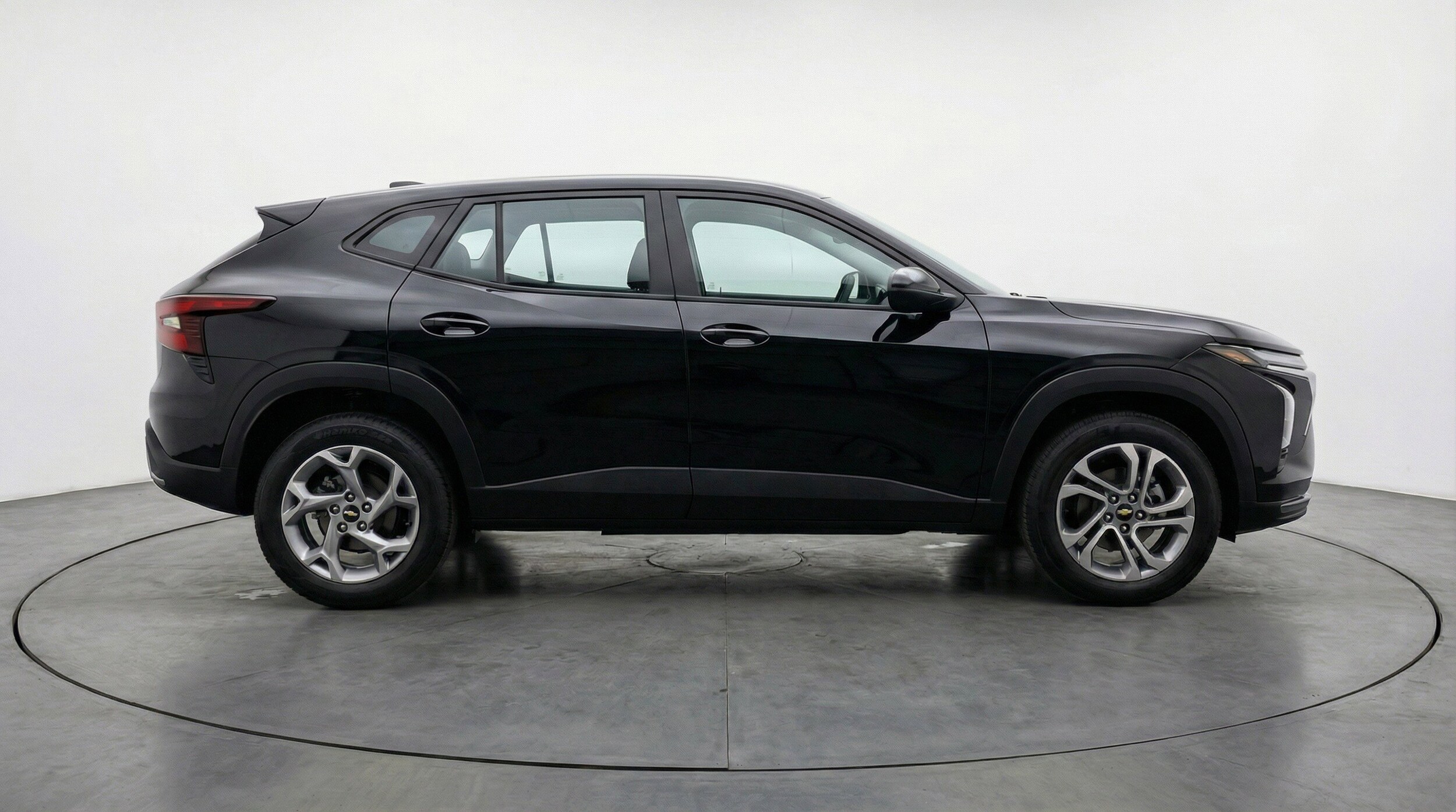 Thumbnail: 2025 Chevrolet Trax - 11