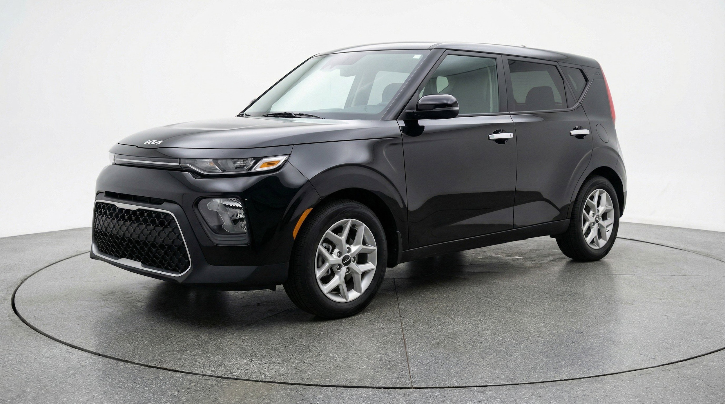 Thumbnail: 2025 Kia Soul - 3