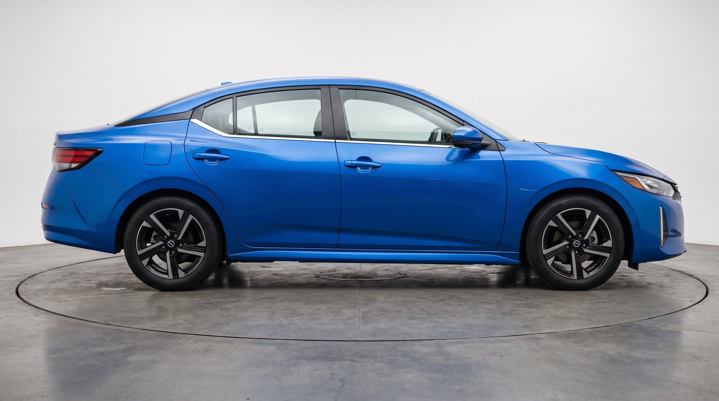 Thumbnail: 2025 Nissan Sentra - 11