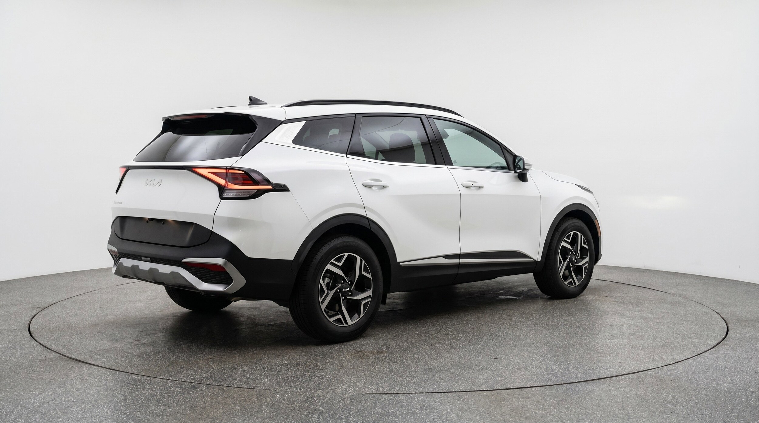 Thumbnail: 2025 Kia Sportage - 9