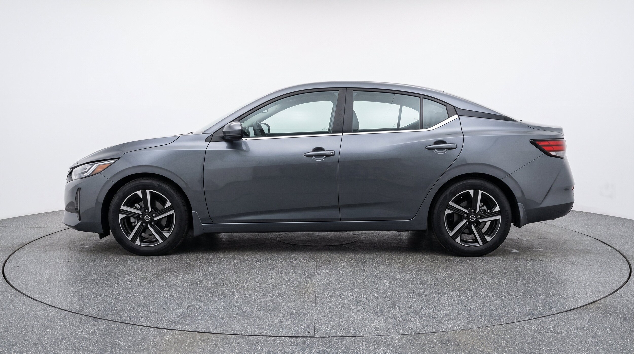 Thumbnail: 2025 Nissan Sentra - 5