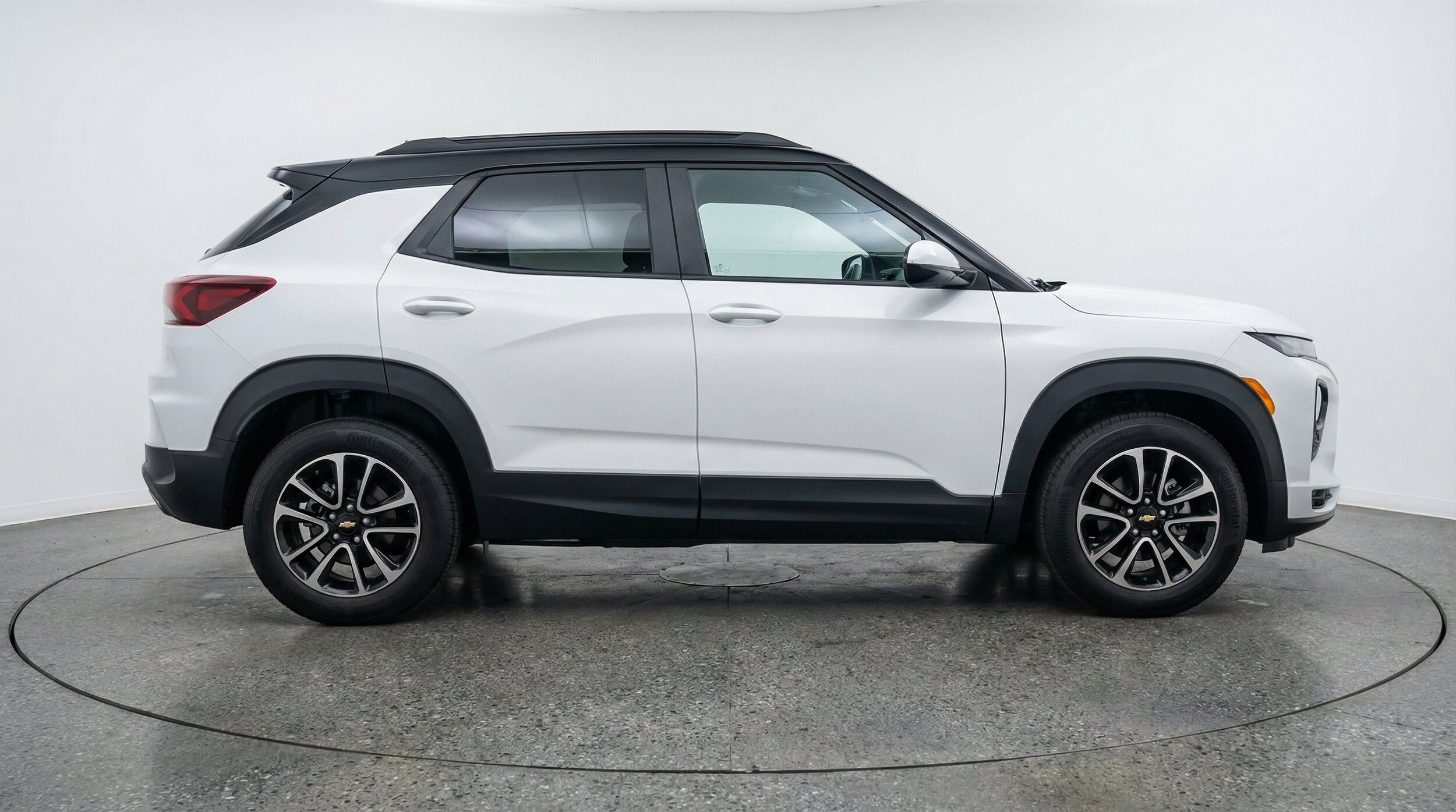 Thumbnail: 2025 Chevrolet TrailBlazer - 11