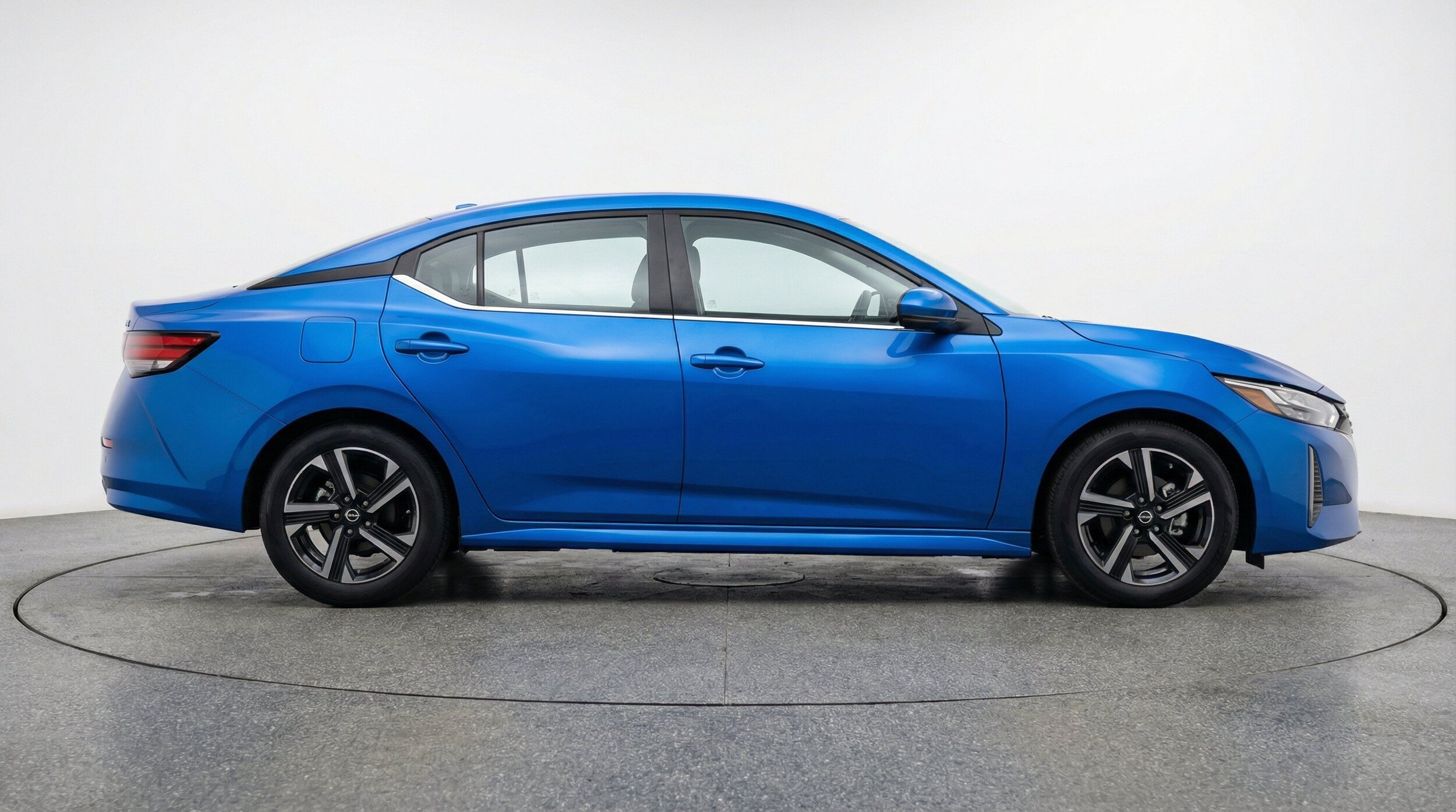 Thumbnail: 2025 Nissan Sentra - 11