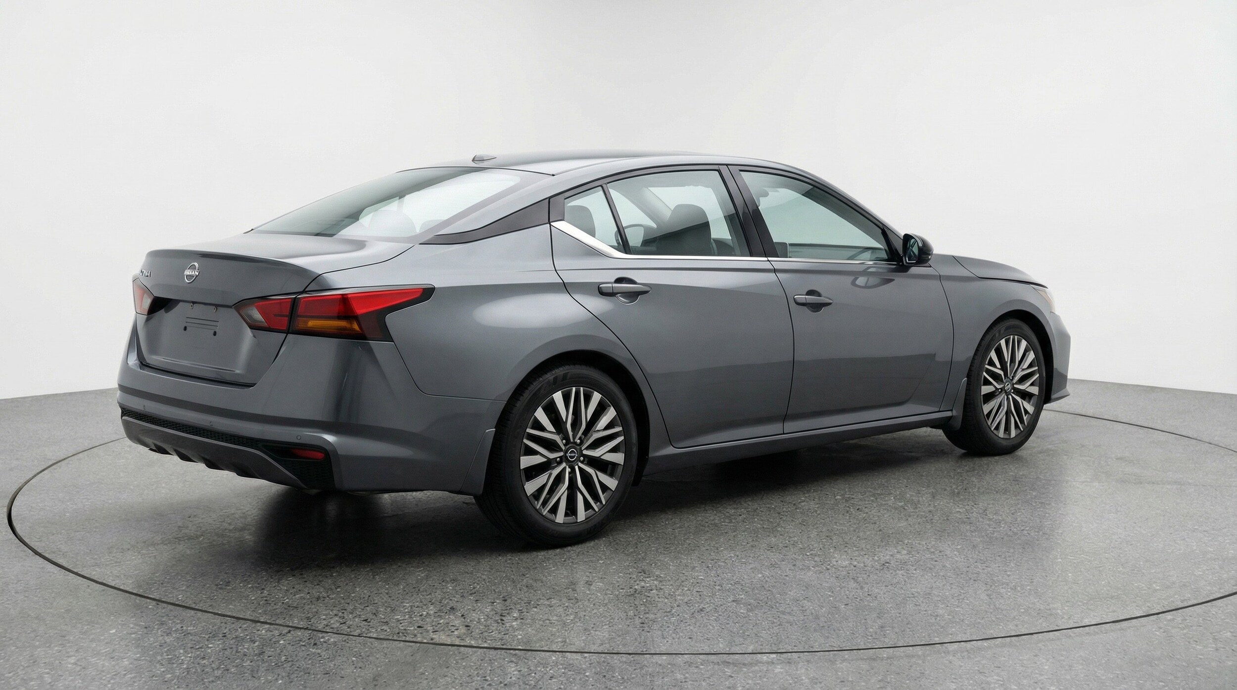 Thumbnail: 2025 Nissan Altima - 9