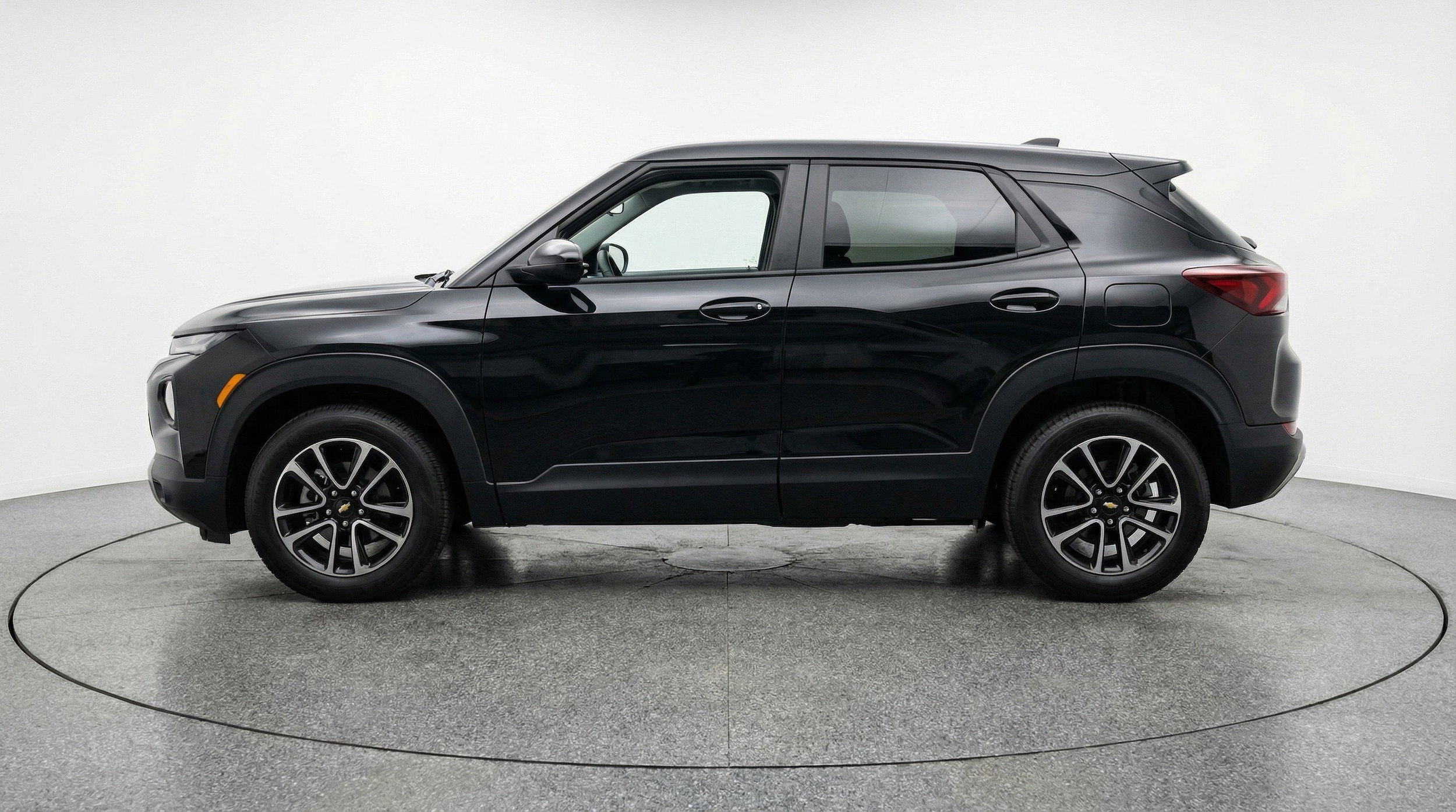 Thumbnail: 2025 Chevrolet TrailBlazer - 5