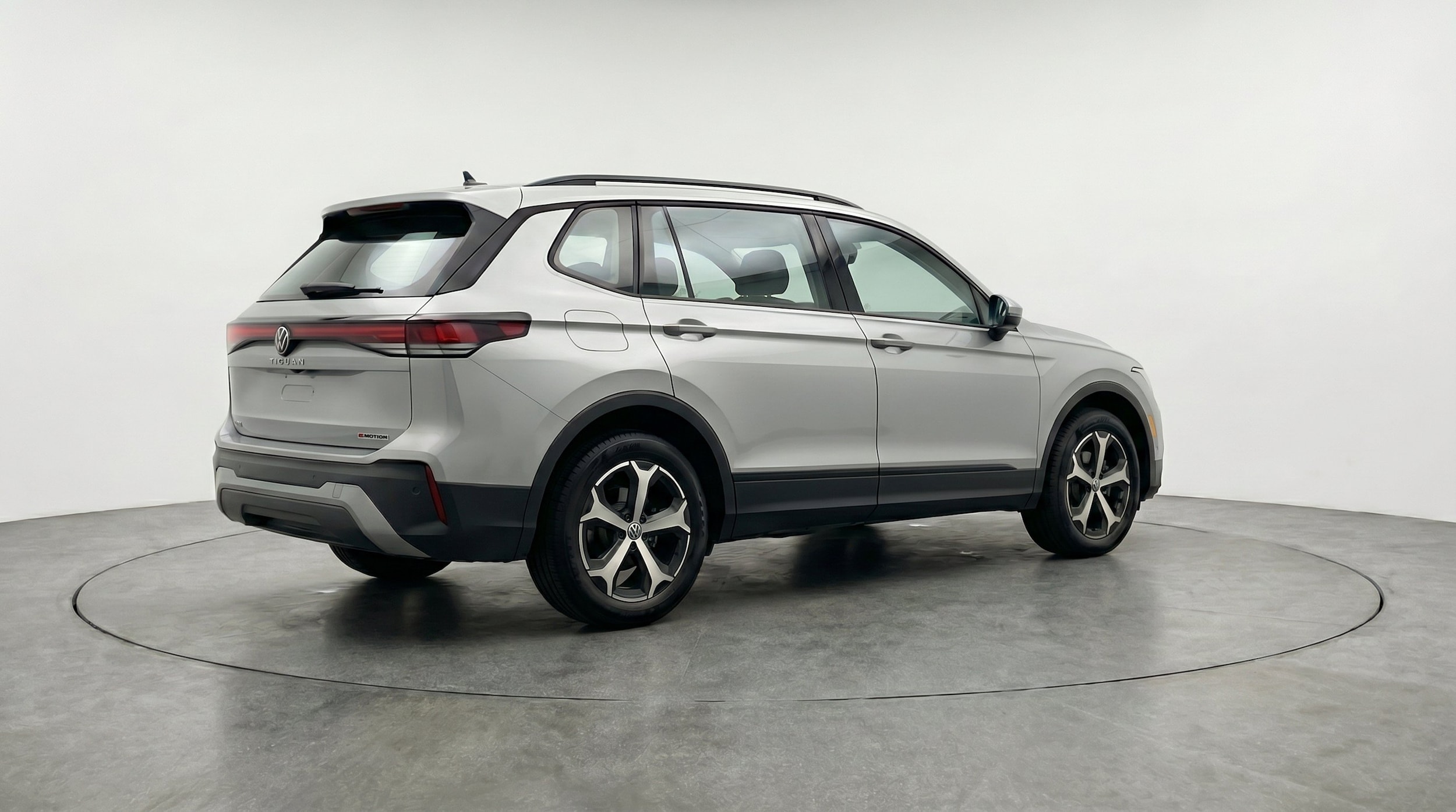 Thumbnail: 2026 Volkswagen Tiguan - 9