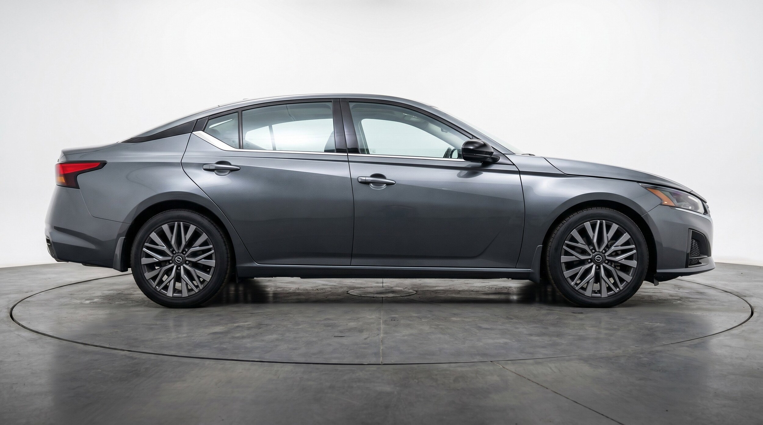 Thumbnail: 2025 Nissan Altima - 11