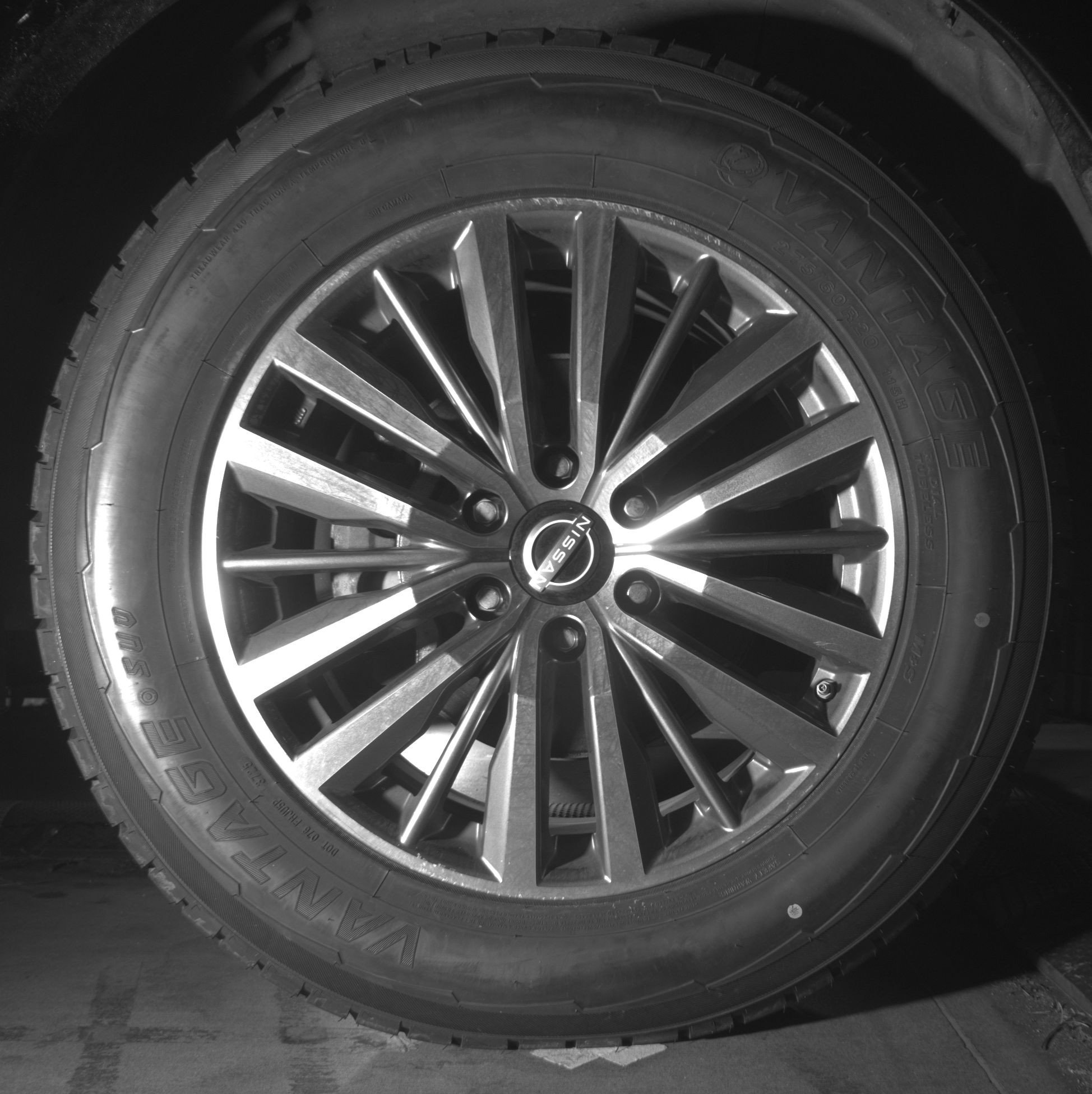 Thumbnail: 2023 Nissan Armada - 13