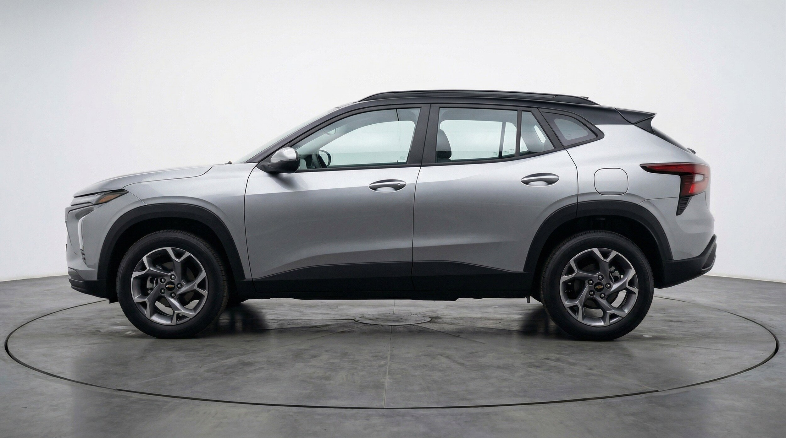 Thumbnail: 2025 Chevrolet Trax - 5