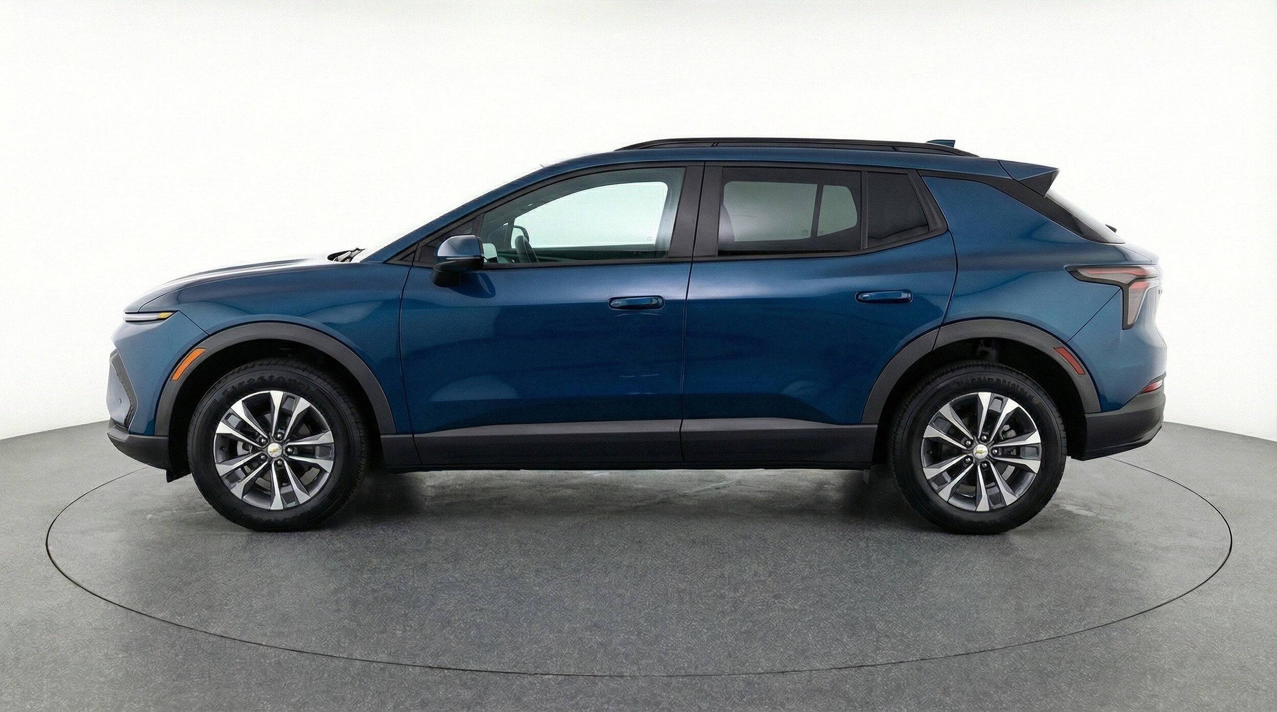 Thumbnail: 2025 Chevrolet Equinox - 5