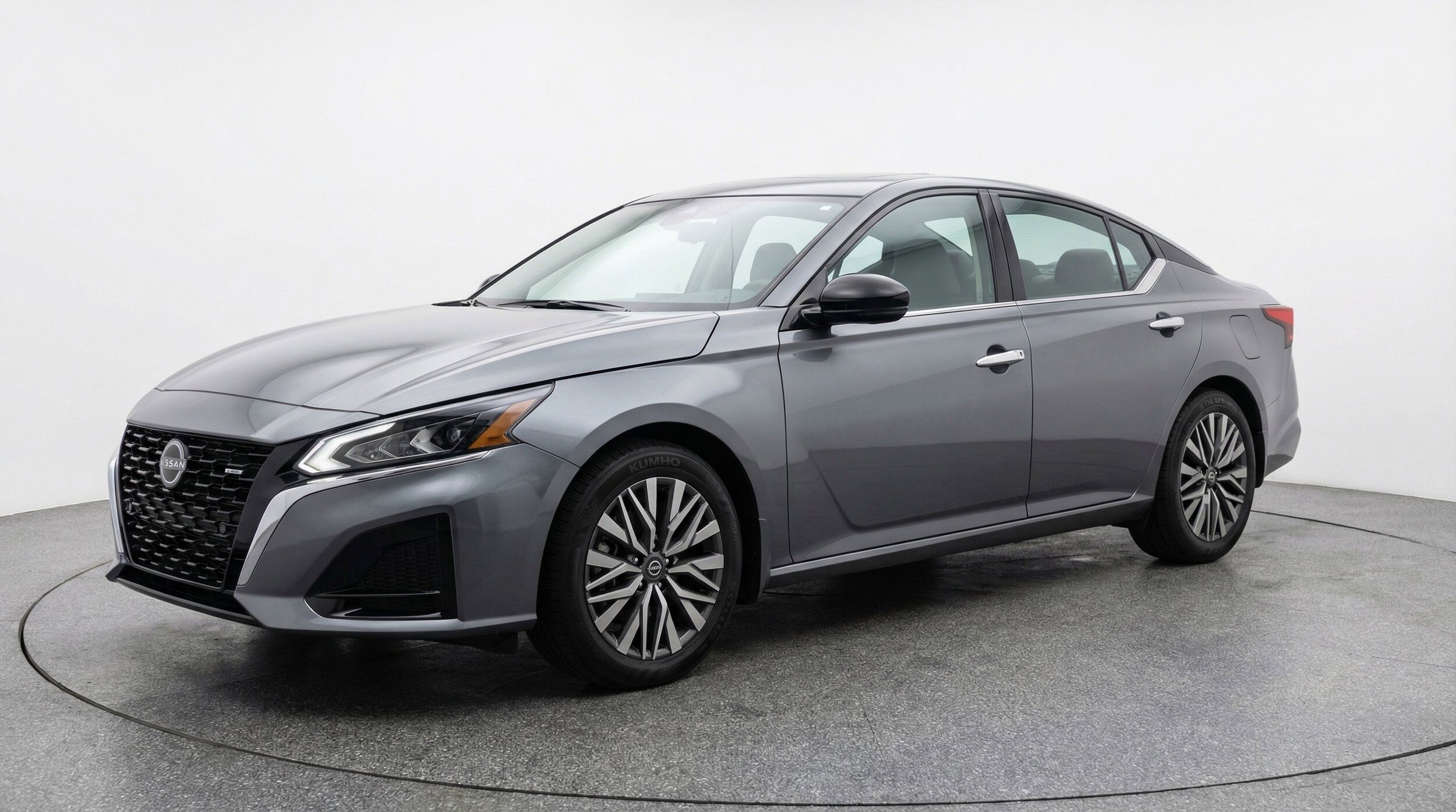 Thumbnail: 2025 Nissan Altima - 3