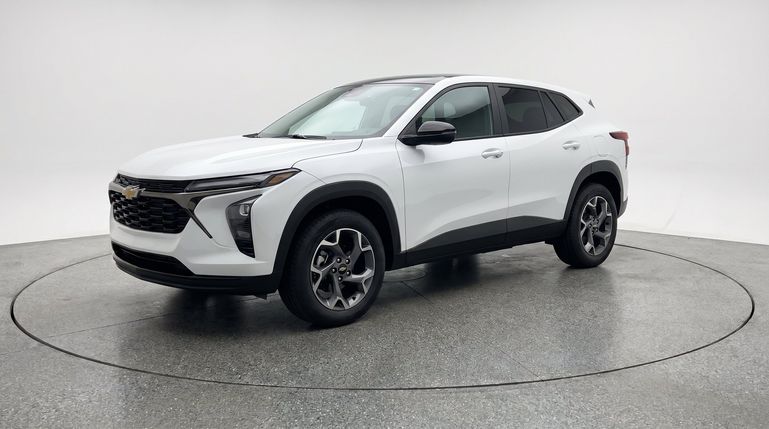 Thumbnail: 2025 Chevrolet Trax - 3