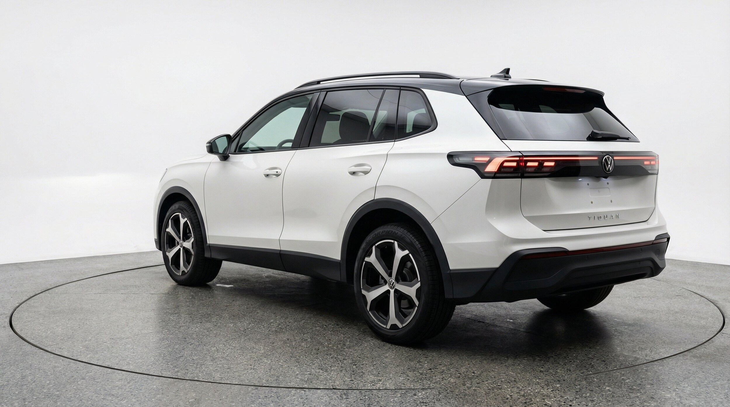 Thumbnail: 2026 Volkswagen Tiguan - 6
