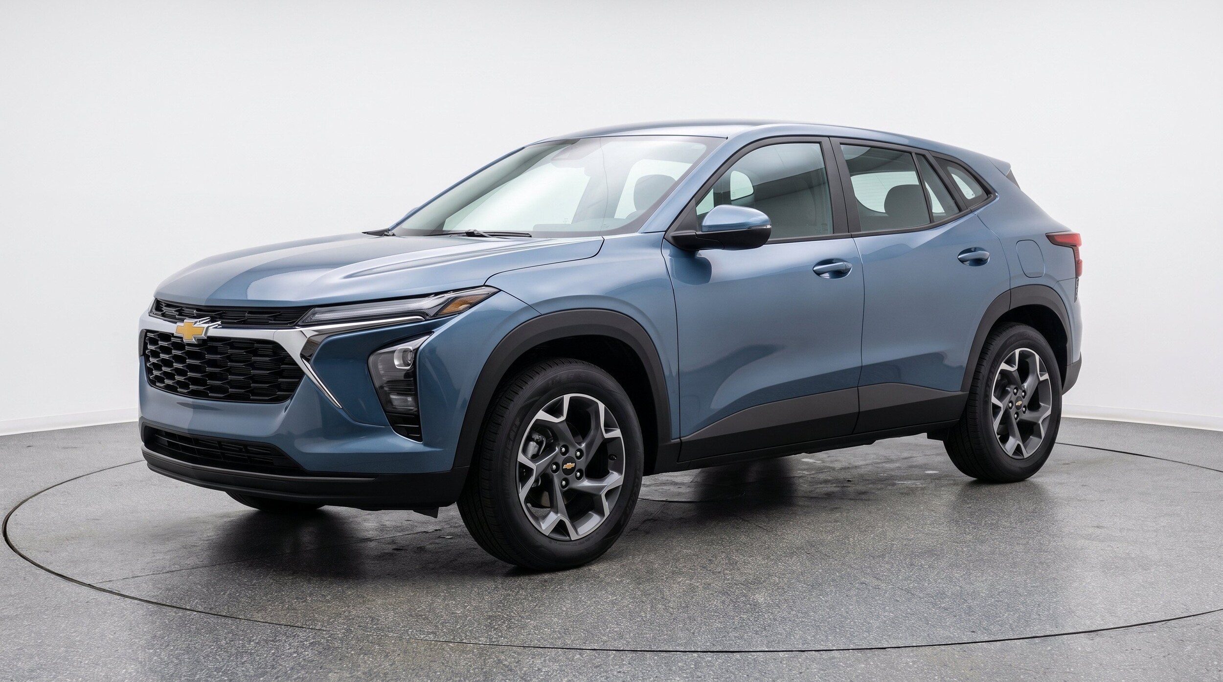 Thumbnail: 2025 Chevrolet Trax - 3