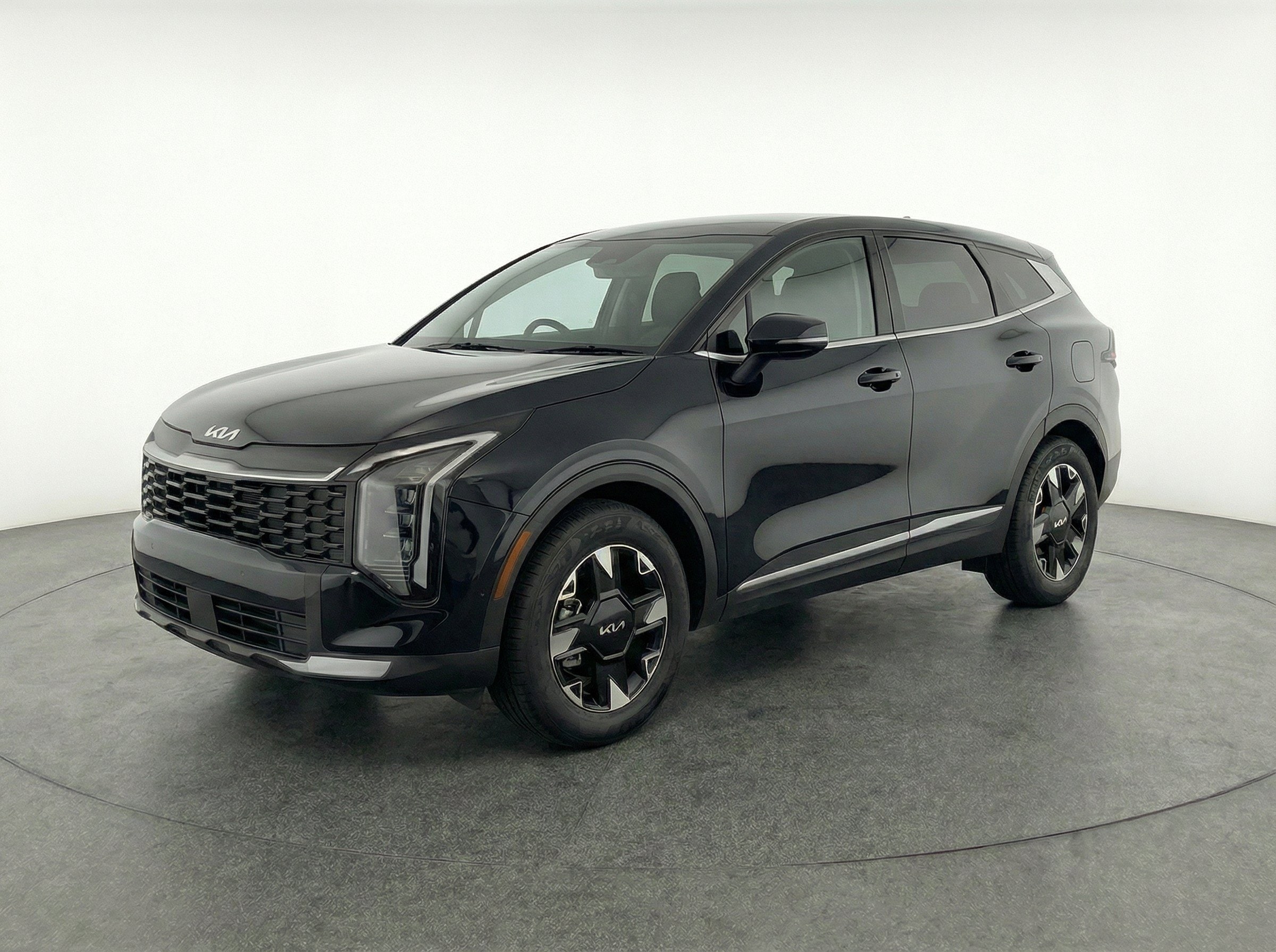 Thumbnail: 2026 Kia Sportage - 3