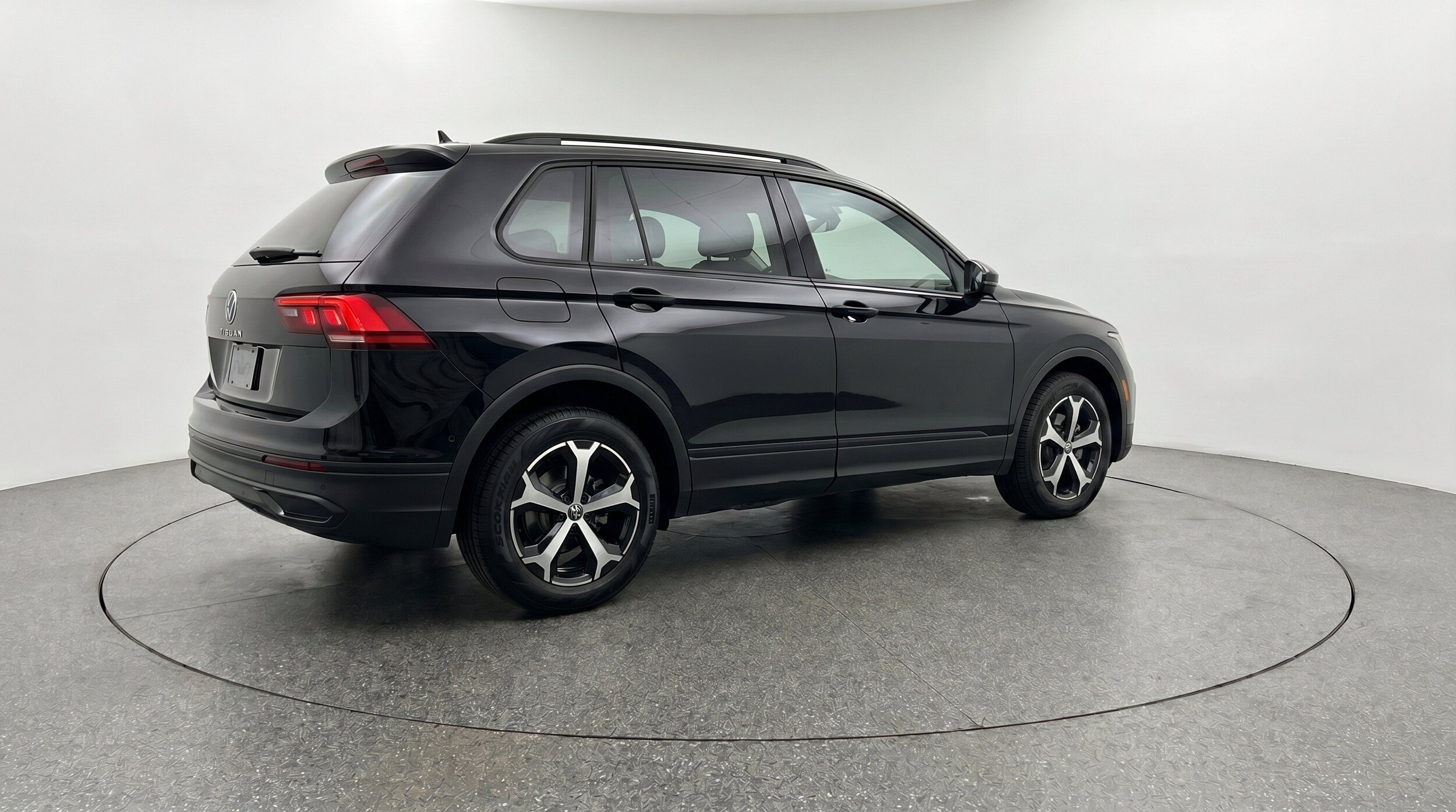 Thumbnail: 2026 Volkswagen Tiguan - 9