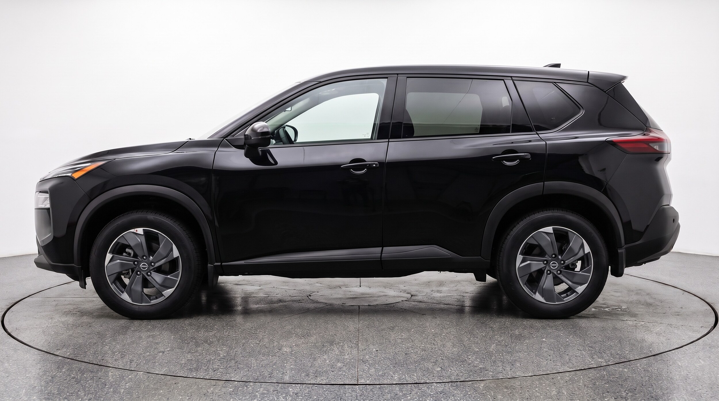 Thumbnail: 2025 Nissan Rogue - 4