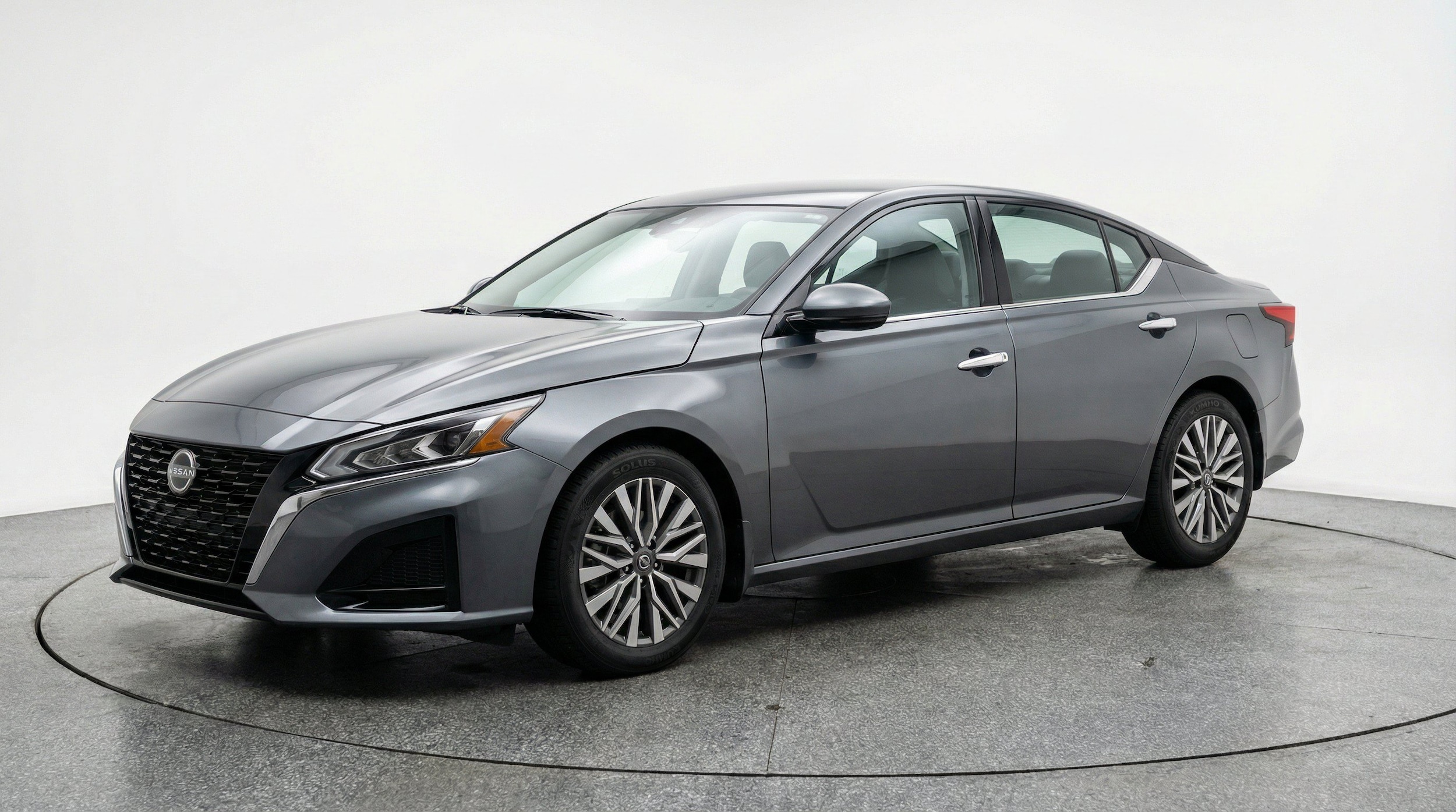 Thumbnail: 2025 Nissan Altima - 3