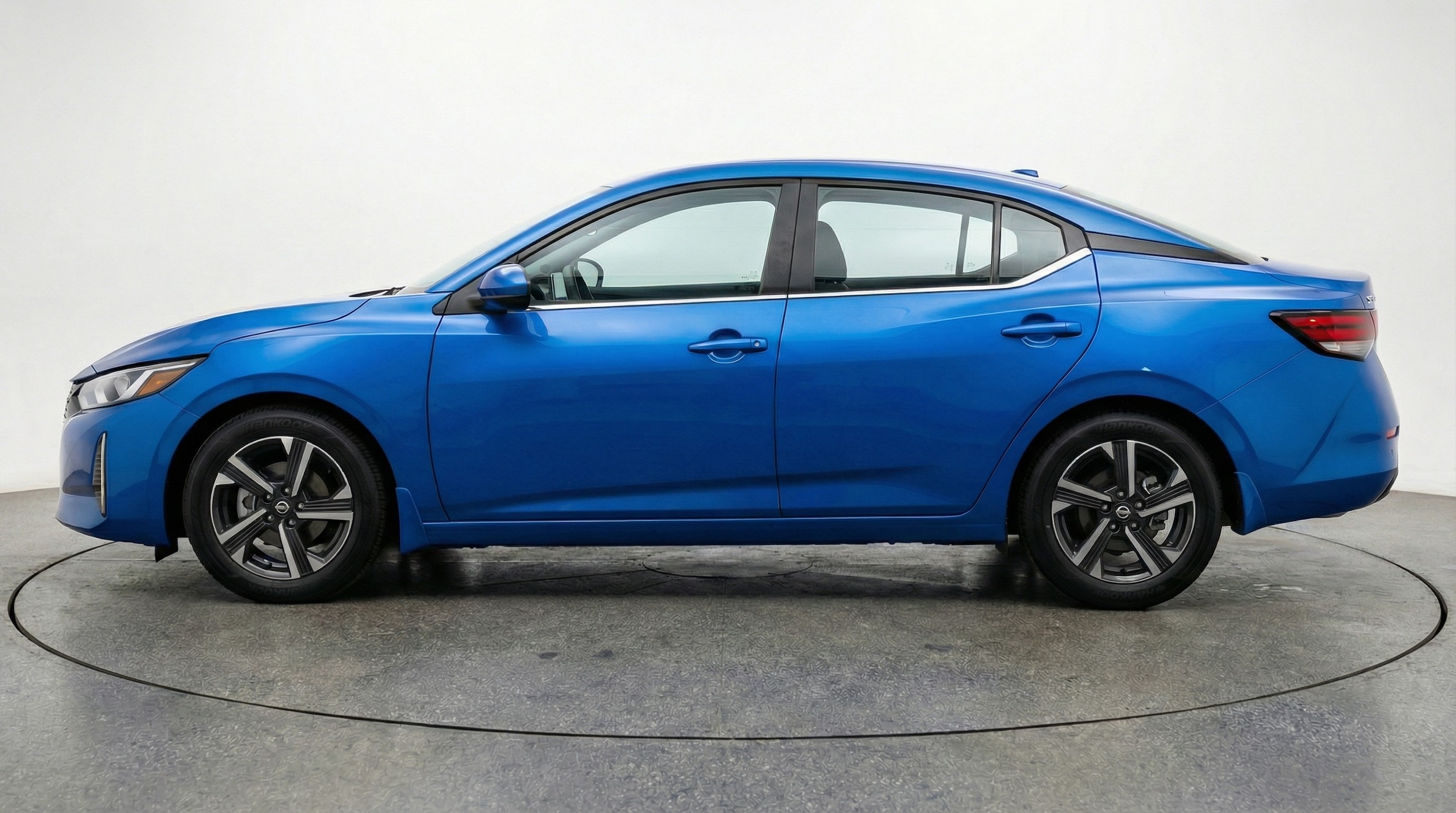 Thumbnail: 2025 Nissan Sentra - 4