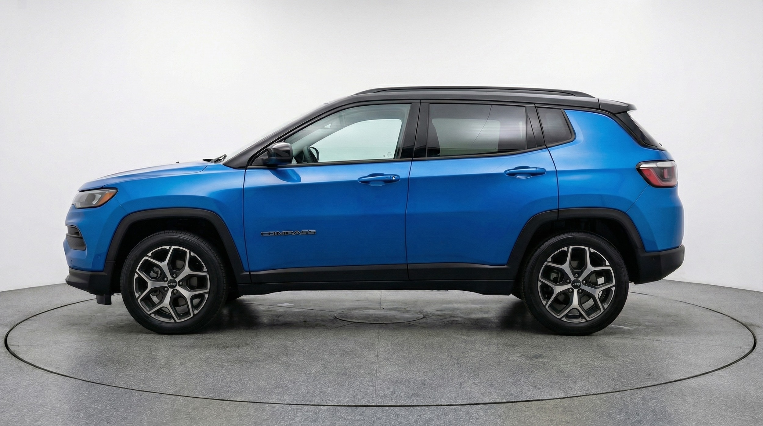 Thumbnail: 2025 Jeep Compass - 4
