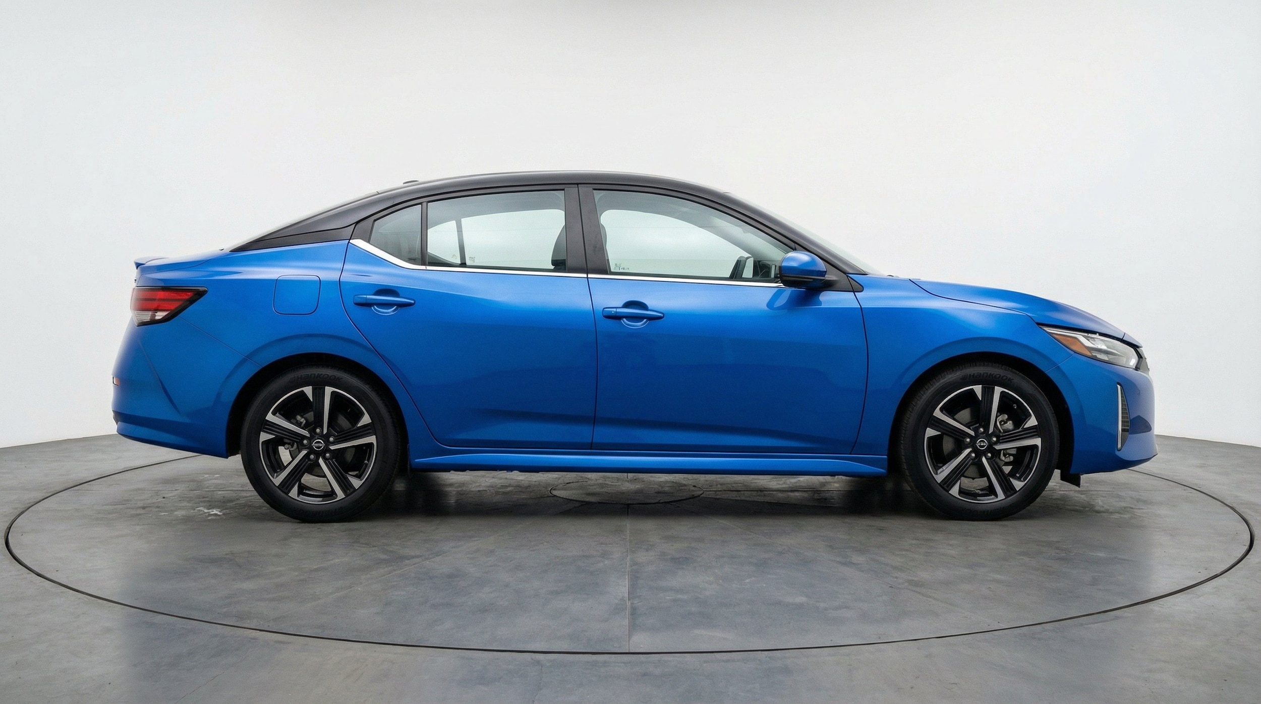 Thumbnail: 2025 Nissan Sentra - 11