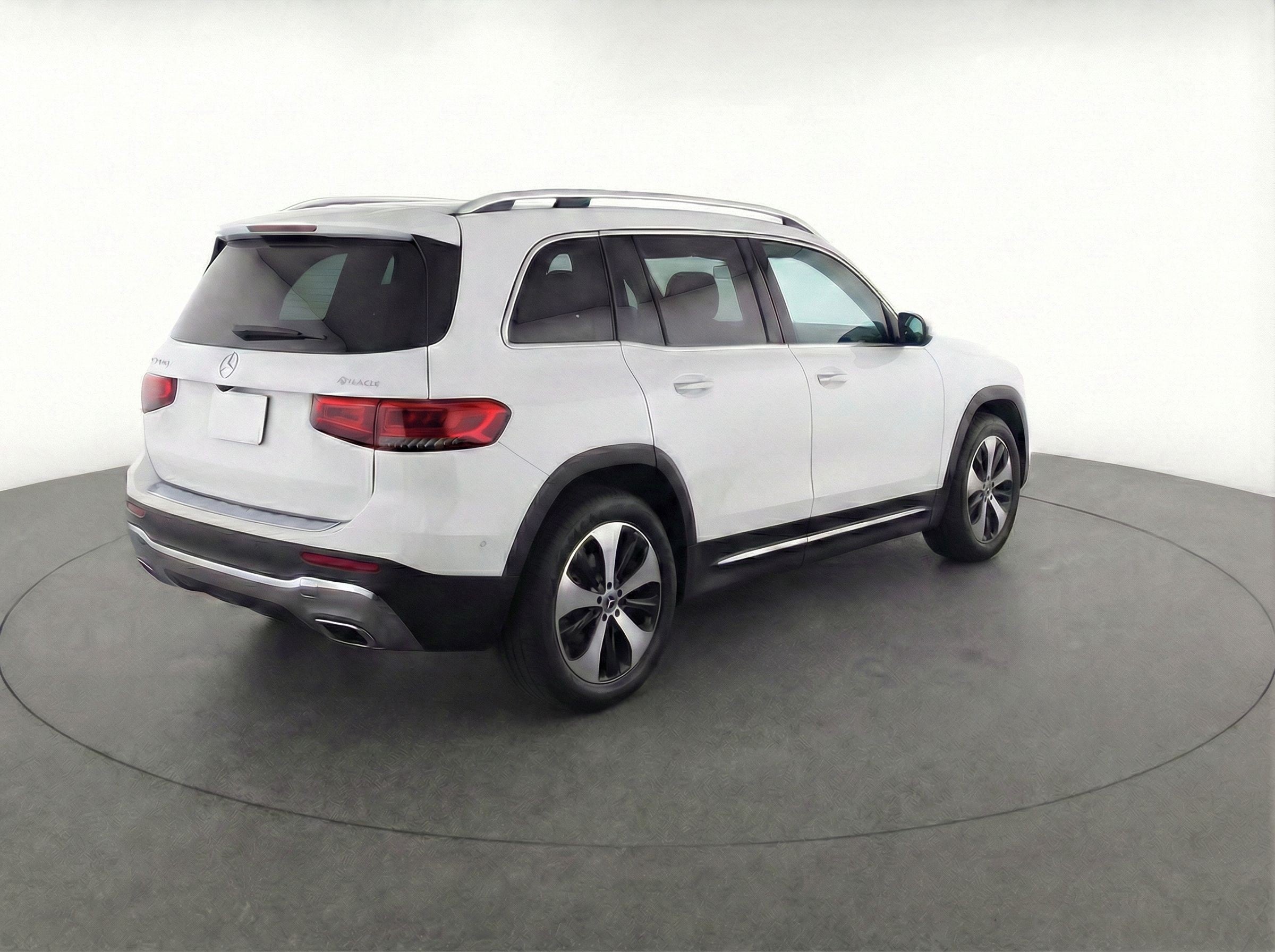 Thumbnail: 2025 Mercedes-Benz GLB - 7