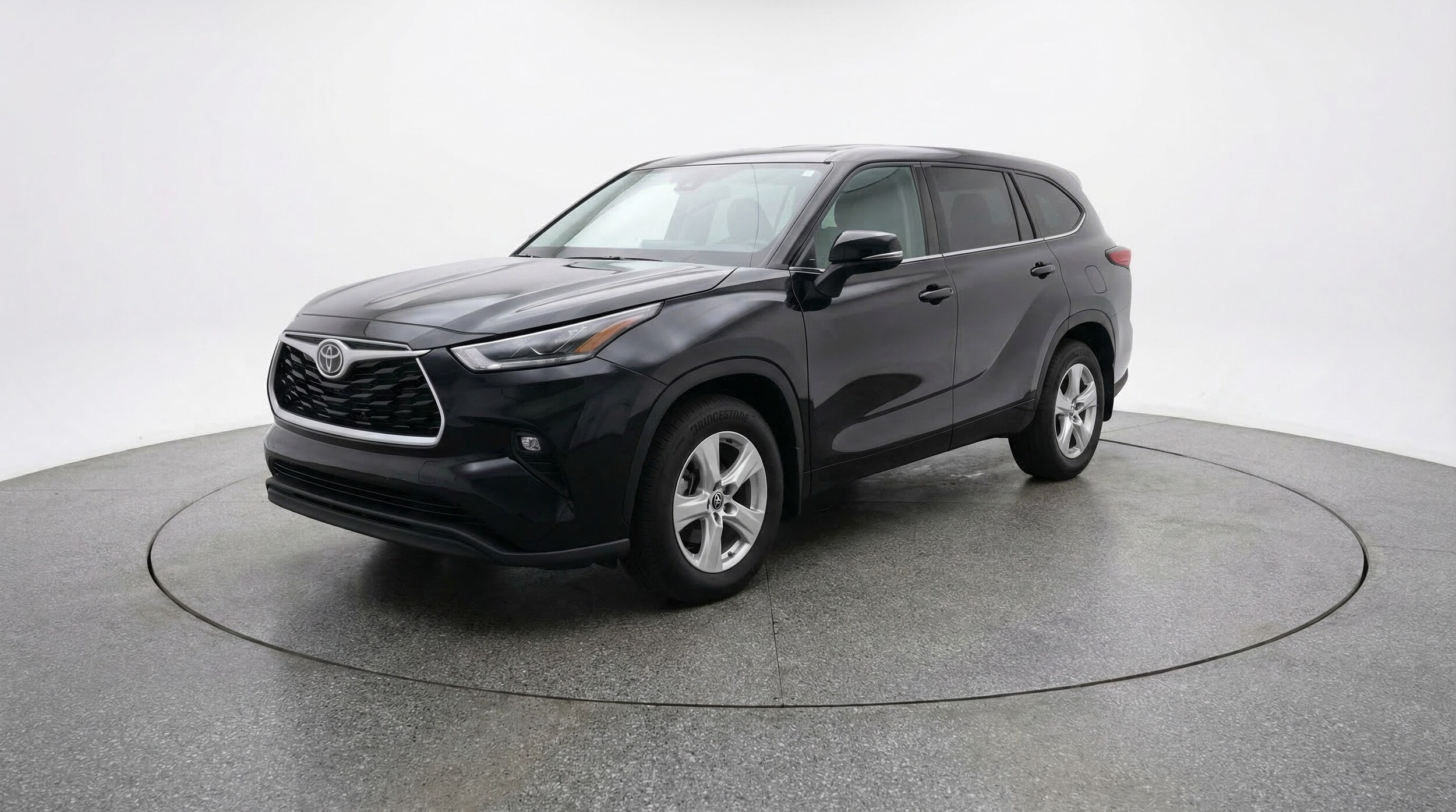 Thumbnail: 2025 Toyota Highlander - 3