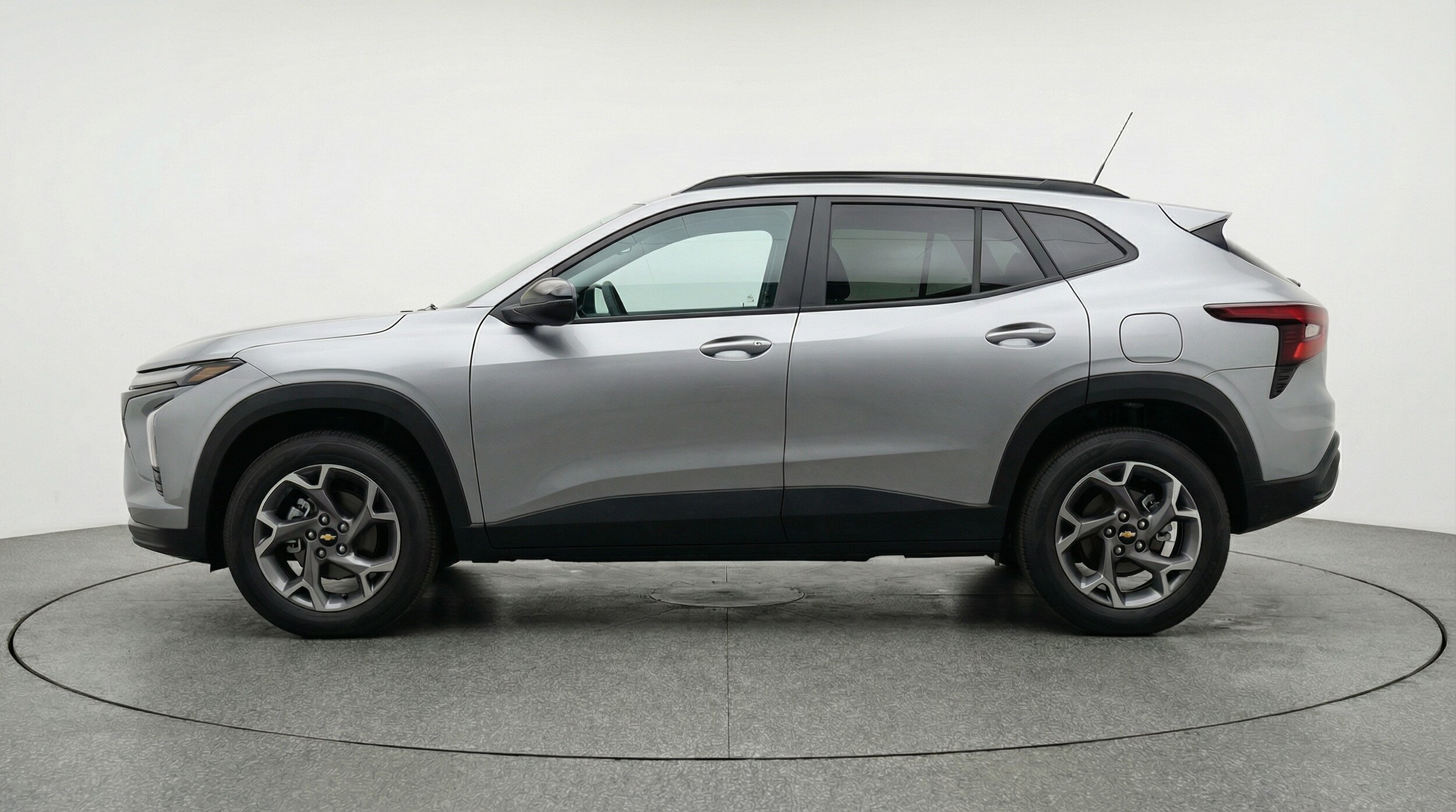 Thumbnail: 2025 Chevrolet Trax - 4