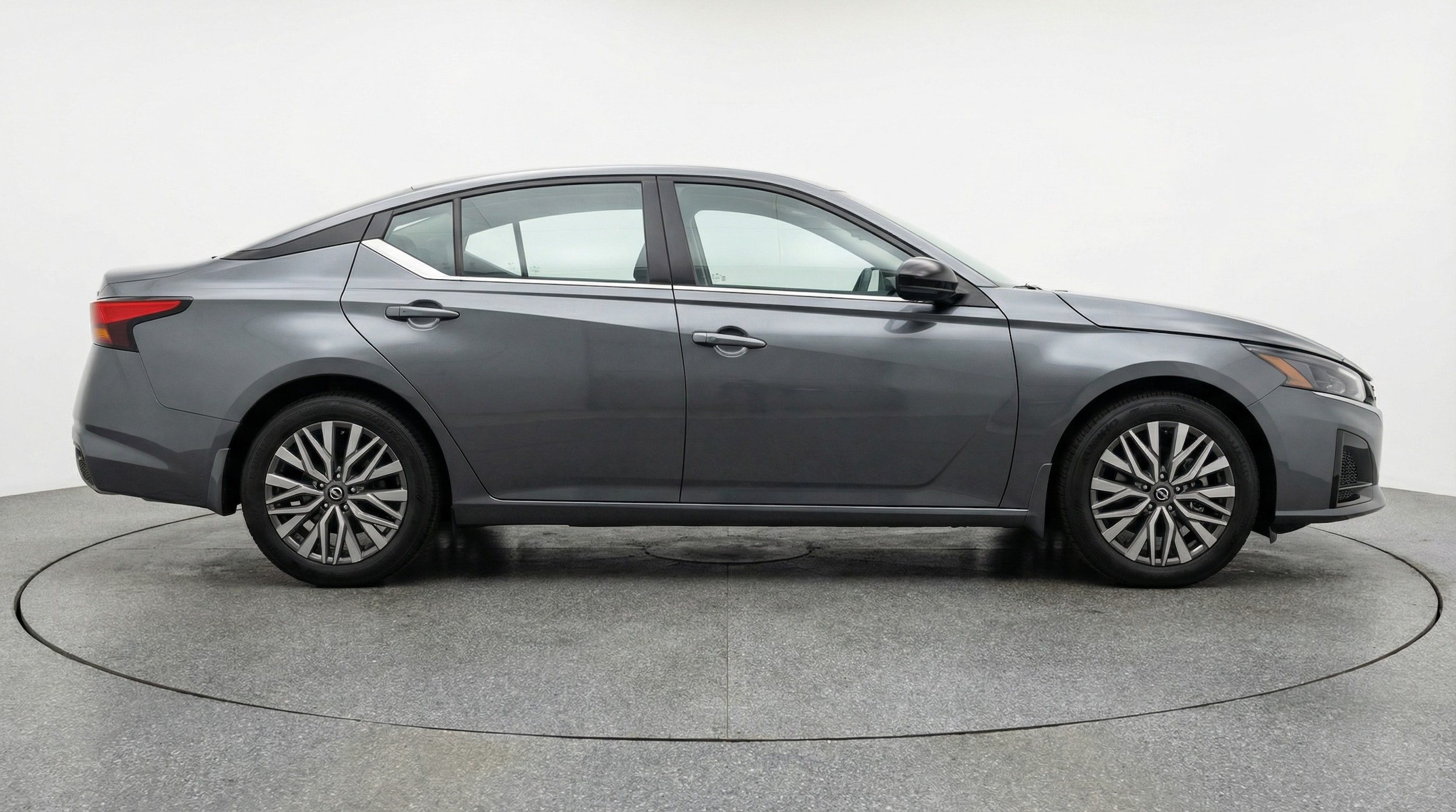 Thumbnail: 2025 Nissan Altima - 8