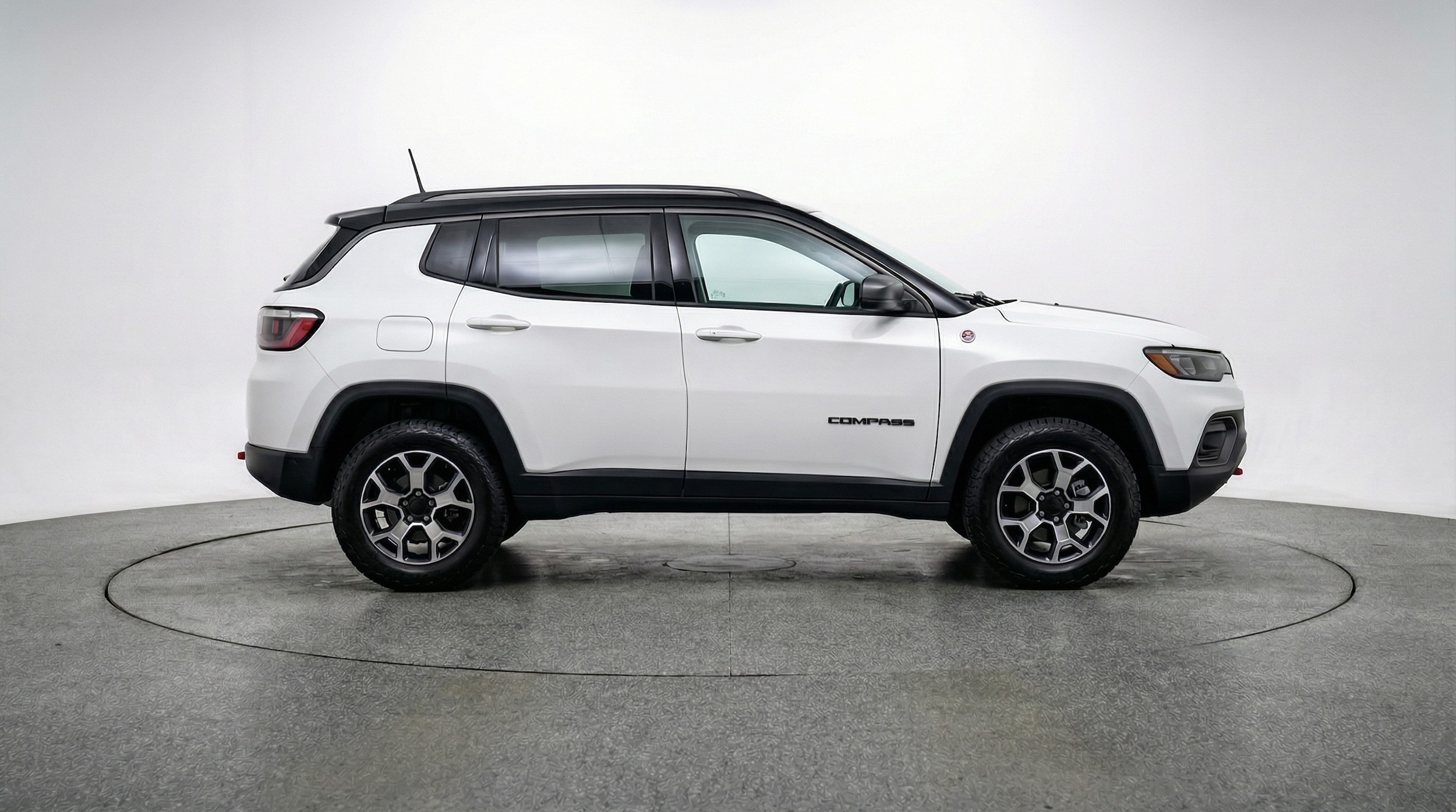 Thumbnail: 2025 Jeep Compass - 8