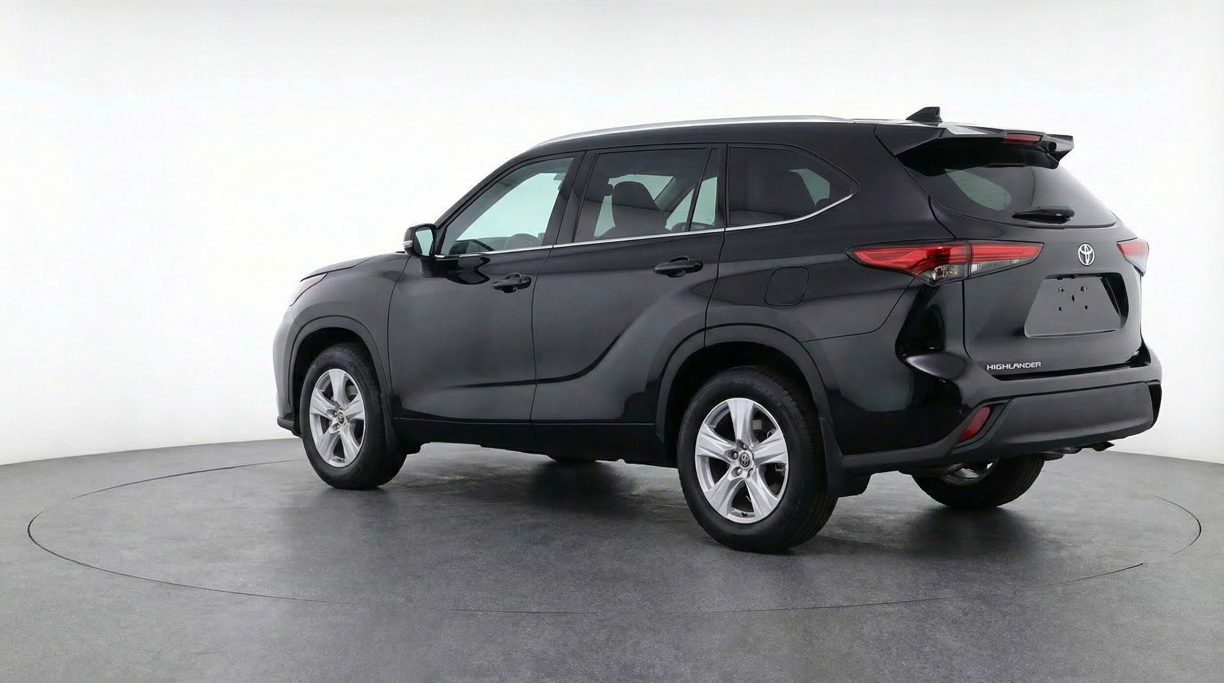 Thumbnail: 2025 Toyota Highlander - 5
