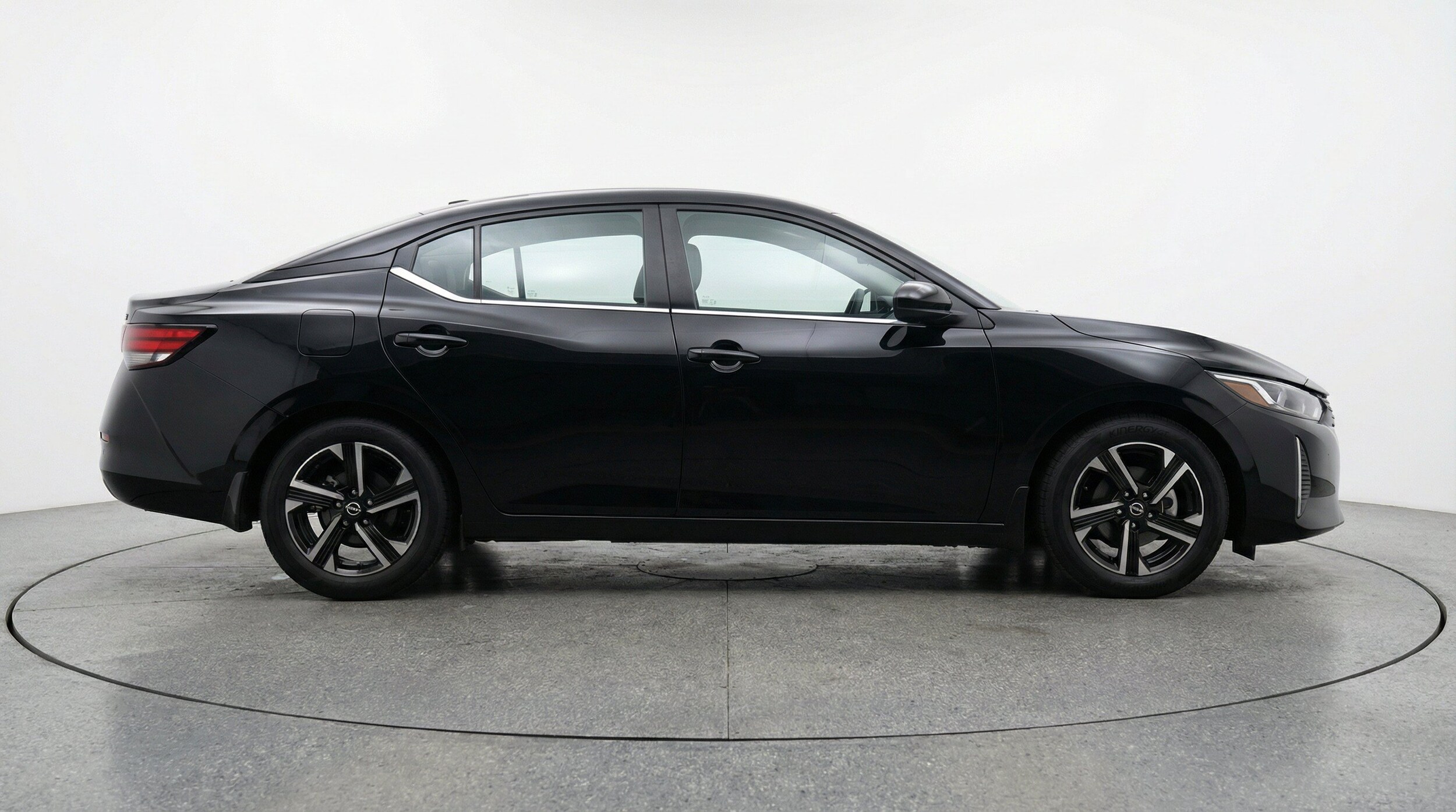 Thumbnail: 2025 Nissan Sentra - 11