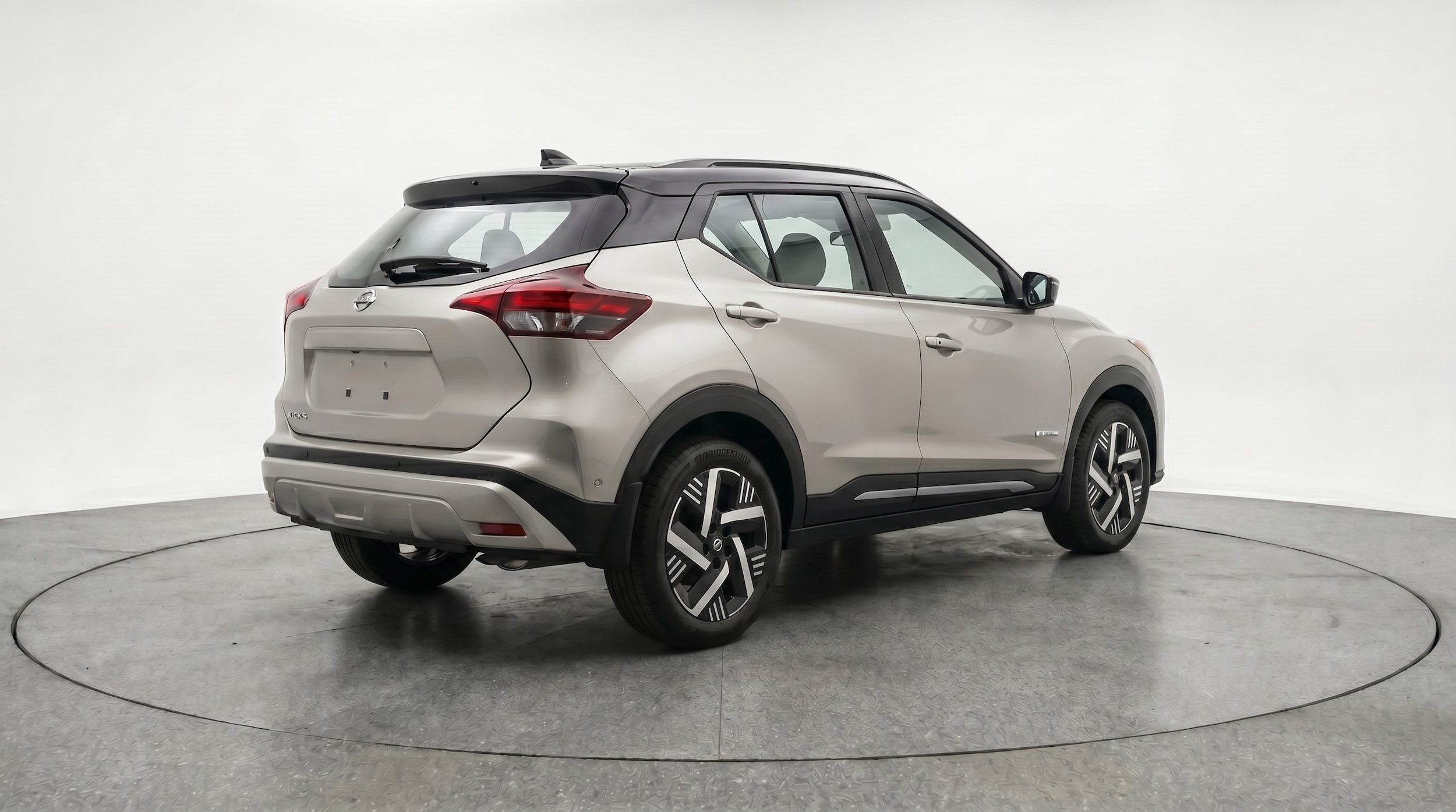 Thumbnail: 2026 Nissan Kicks - 7