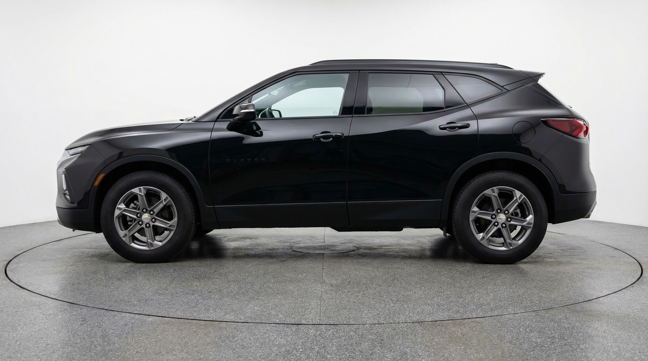 Thumbnail: 2025 Chevrolet Blazer - 4